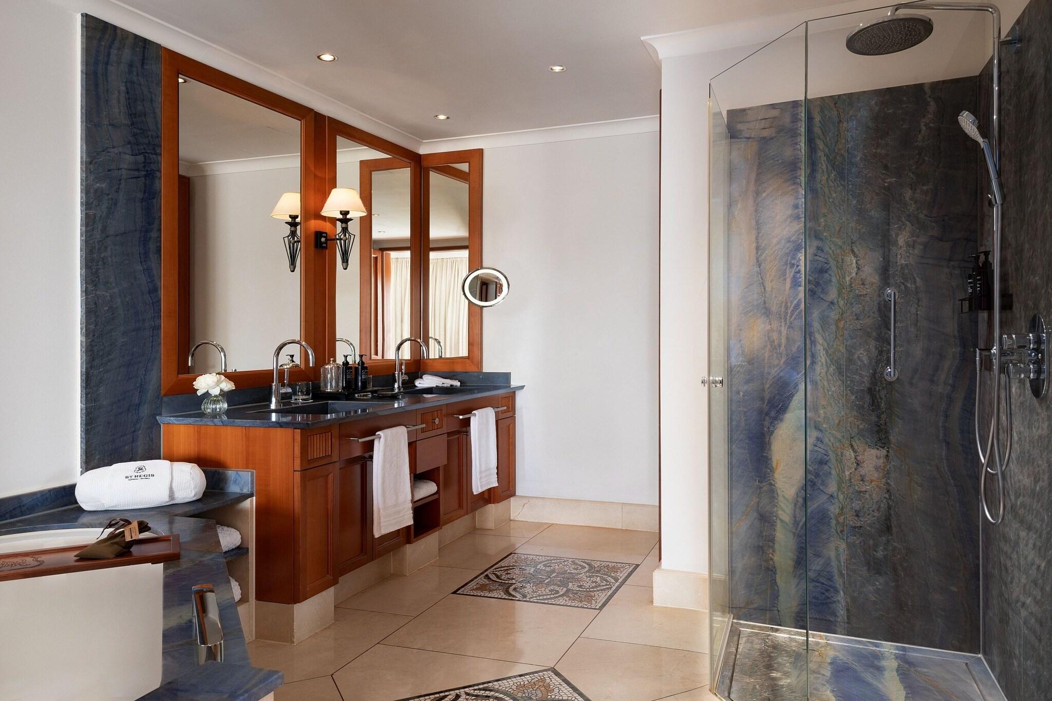 Apartment King Bed One Bedroom 