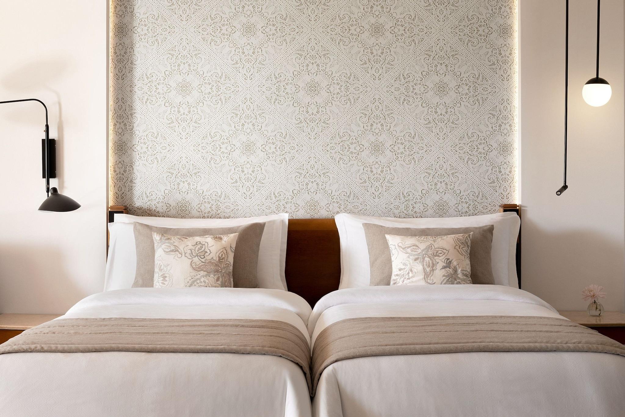 Junior Suite King Size Bed