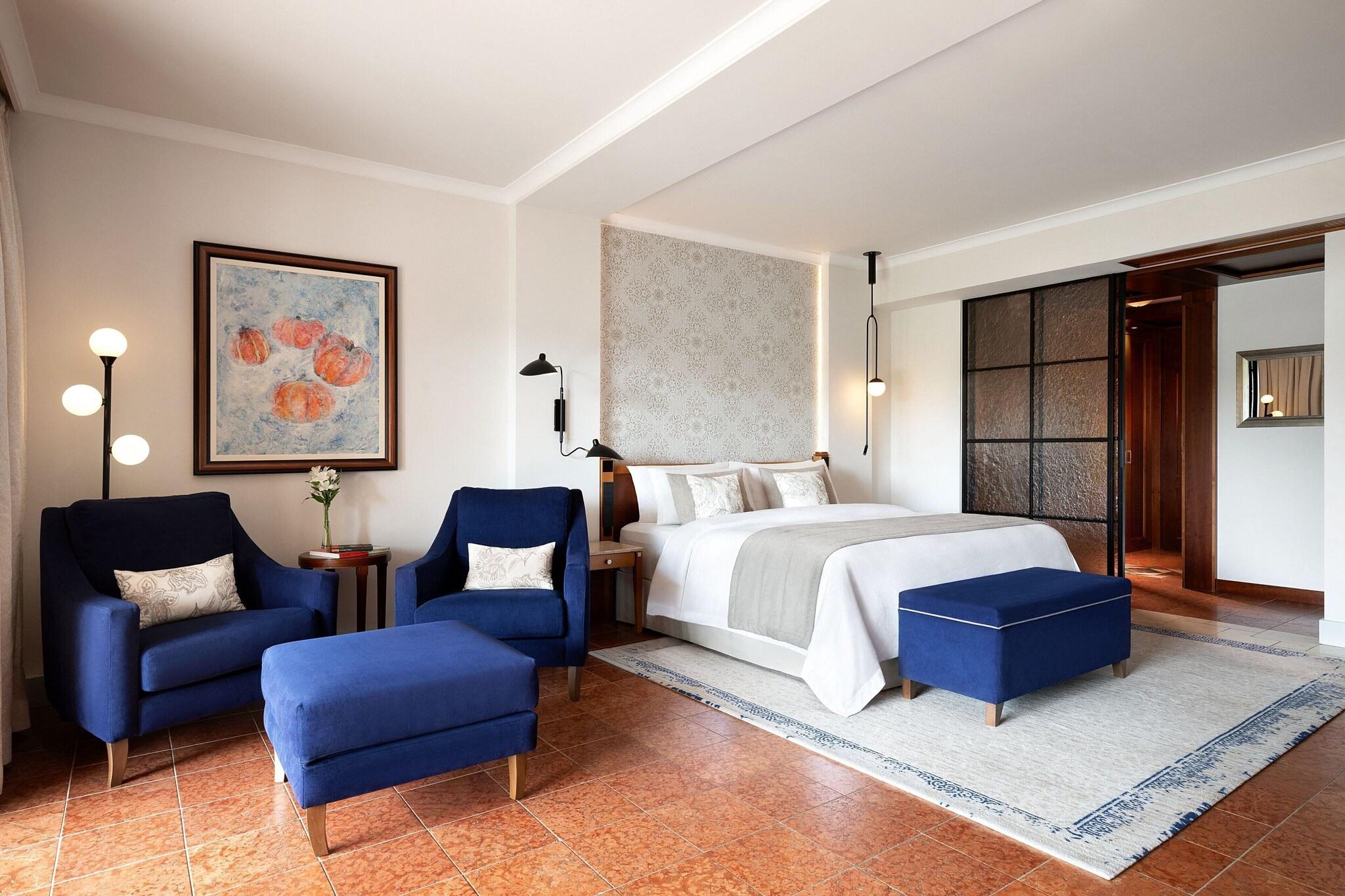 Junior Suite King Size Bed