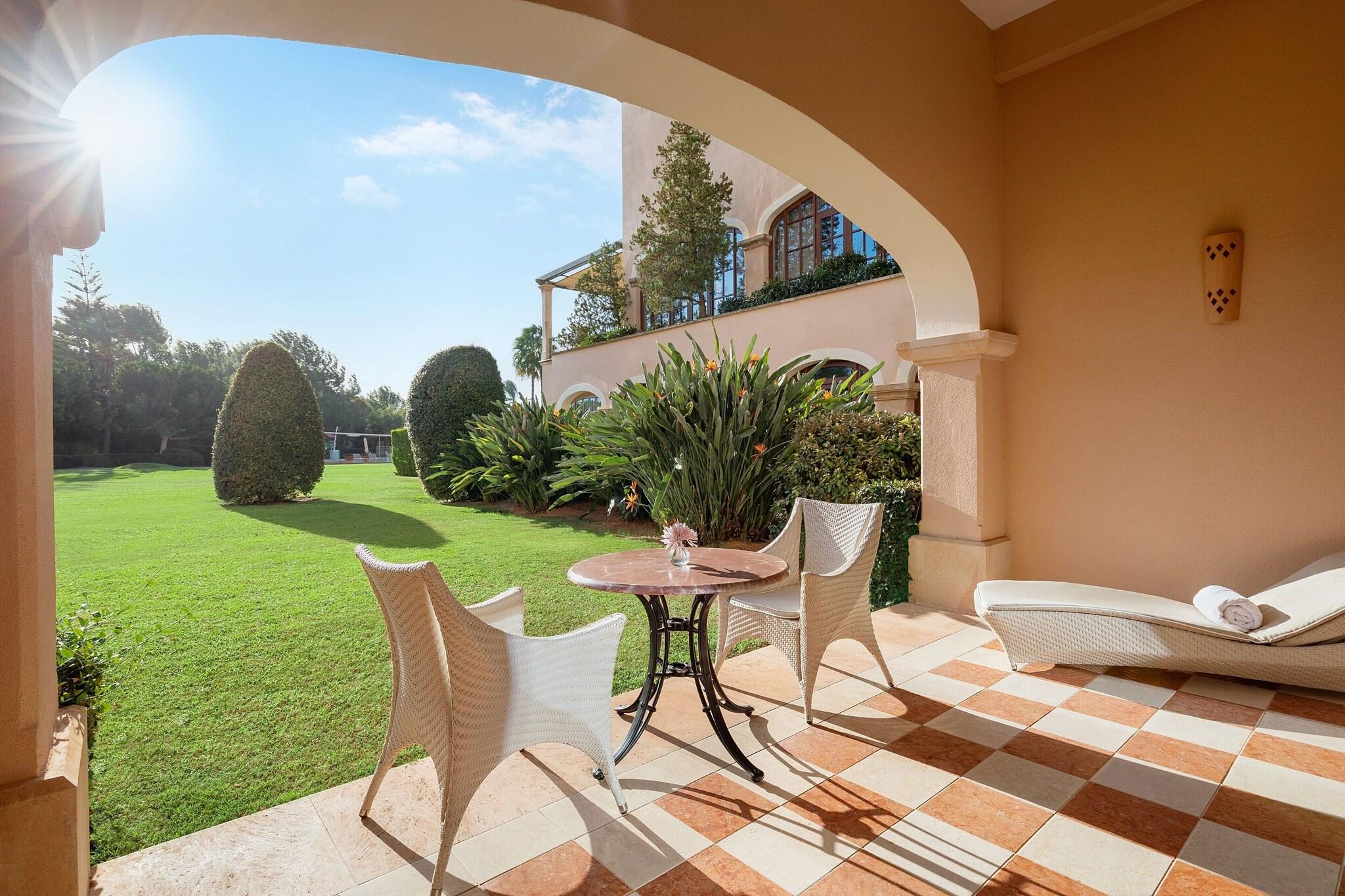 Junior Suite King Size Bed