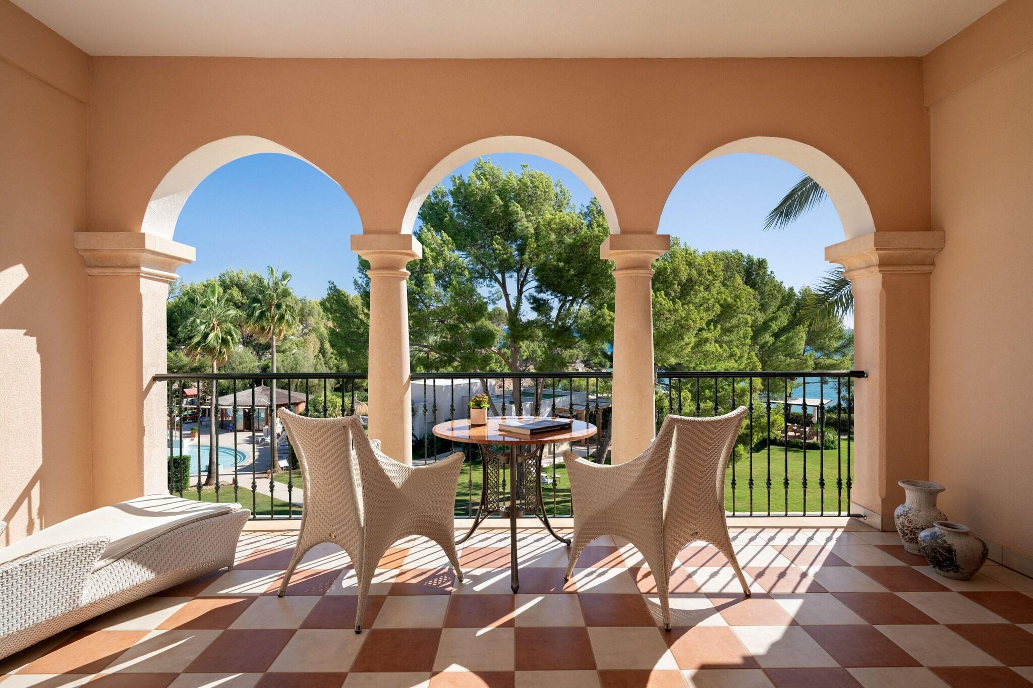 Junior Suite Grand with Views