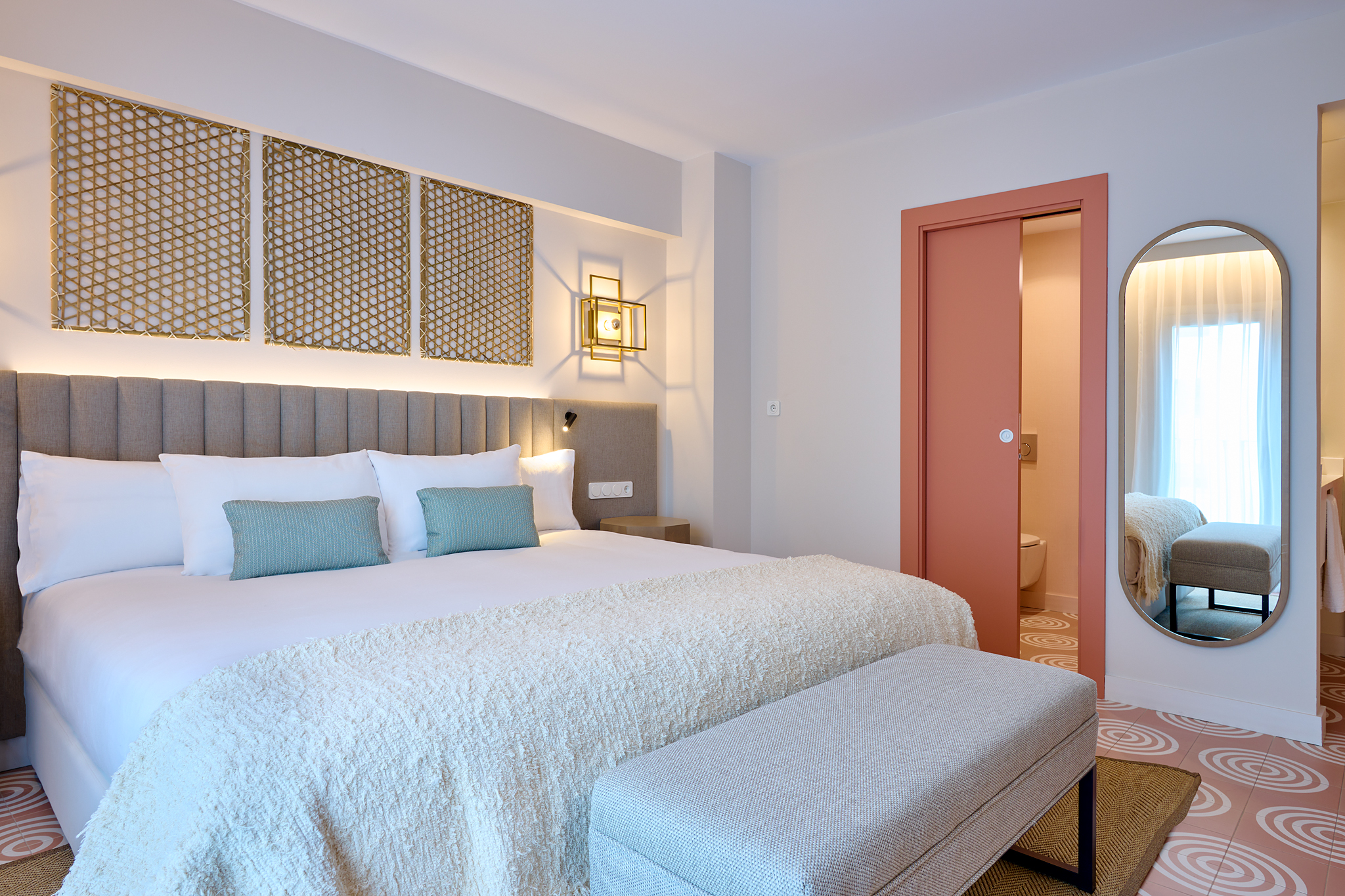 Double or Twin Standard