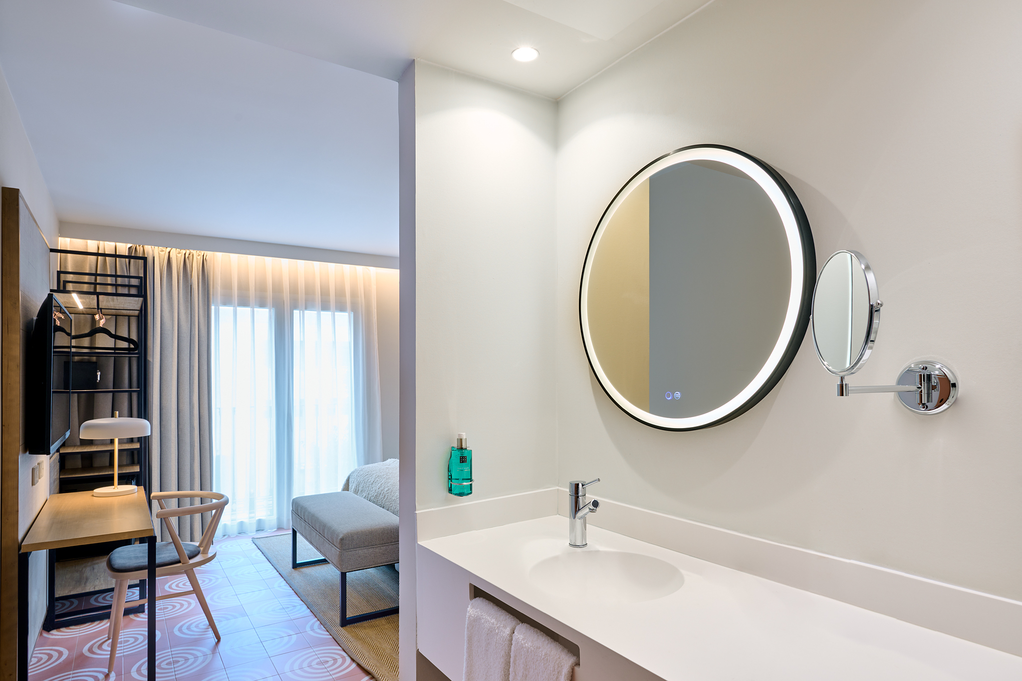 Double or Twin Standard