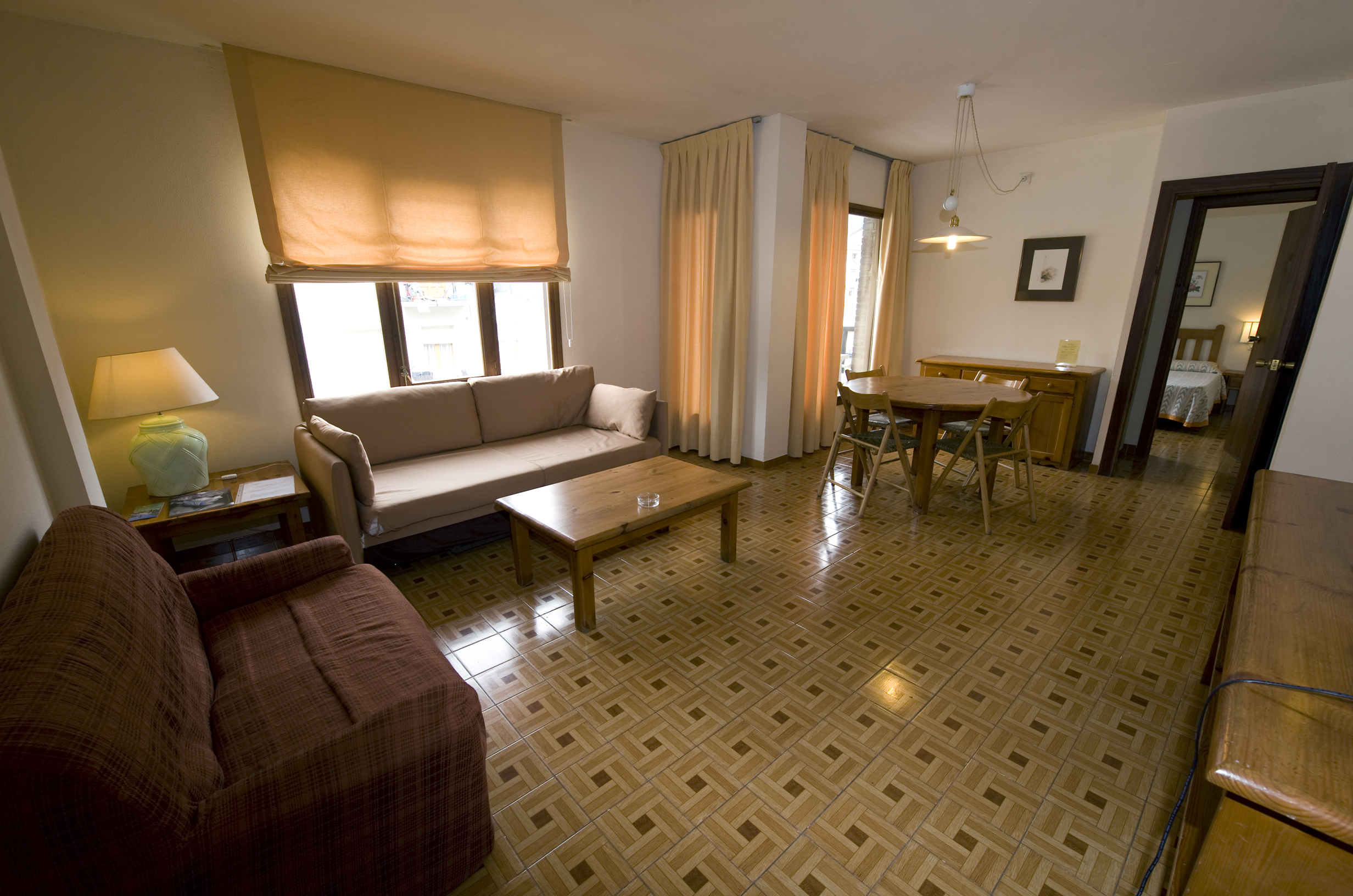 Apartment Capacity 6