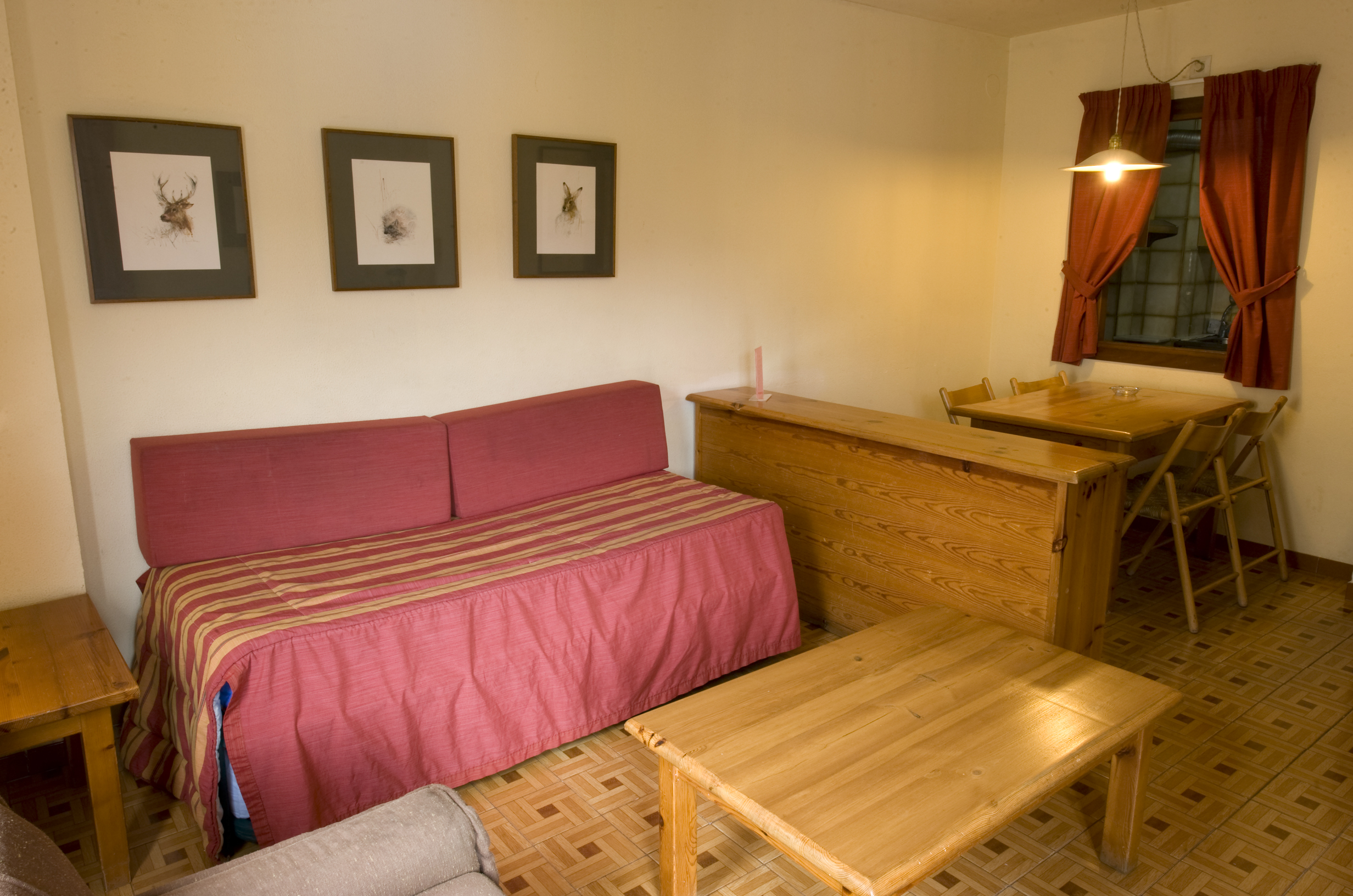 Apartment Capacity 4