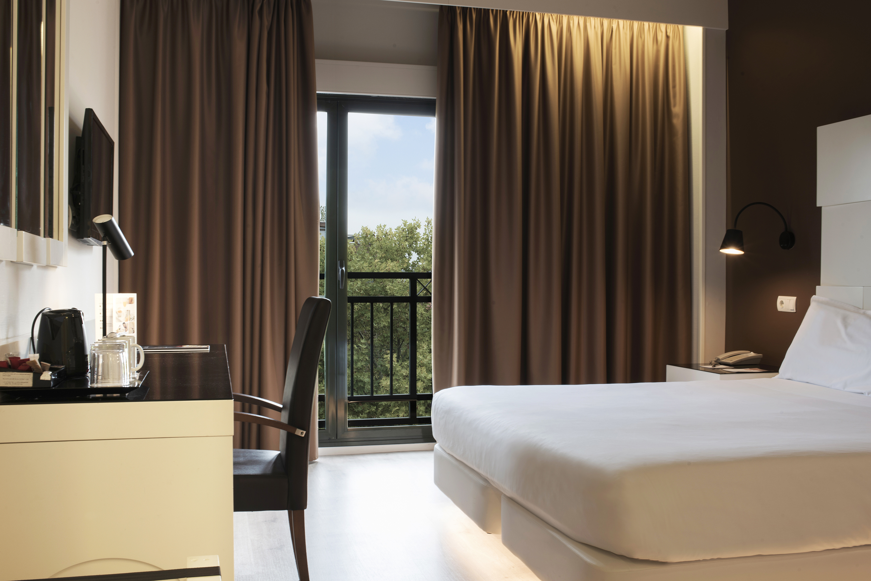 Double or Twin Standard