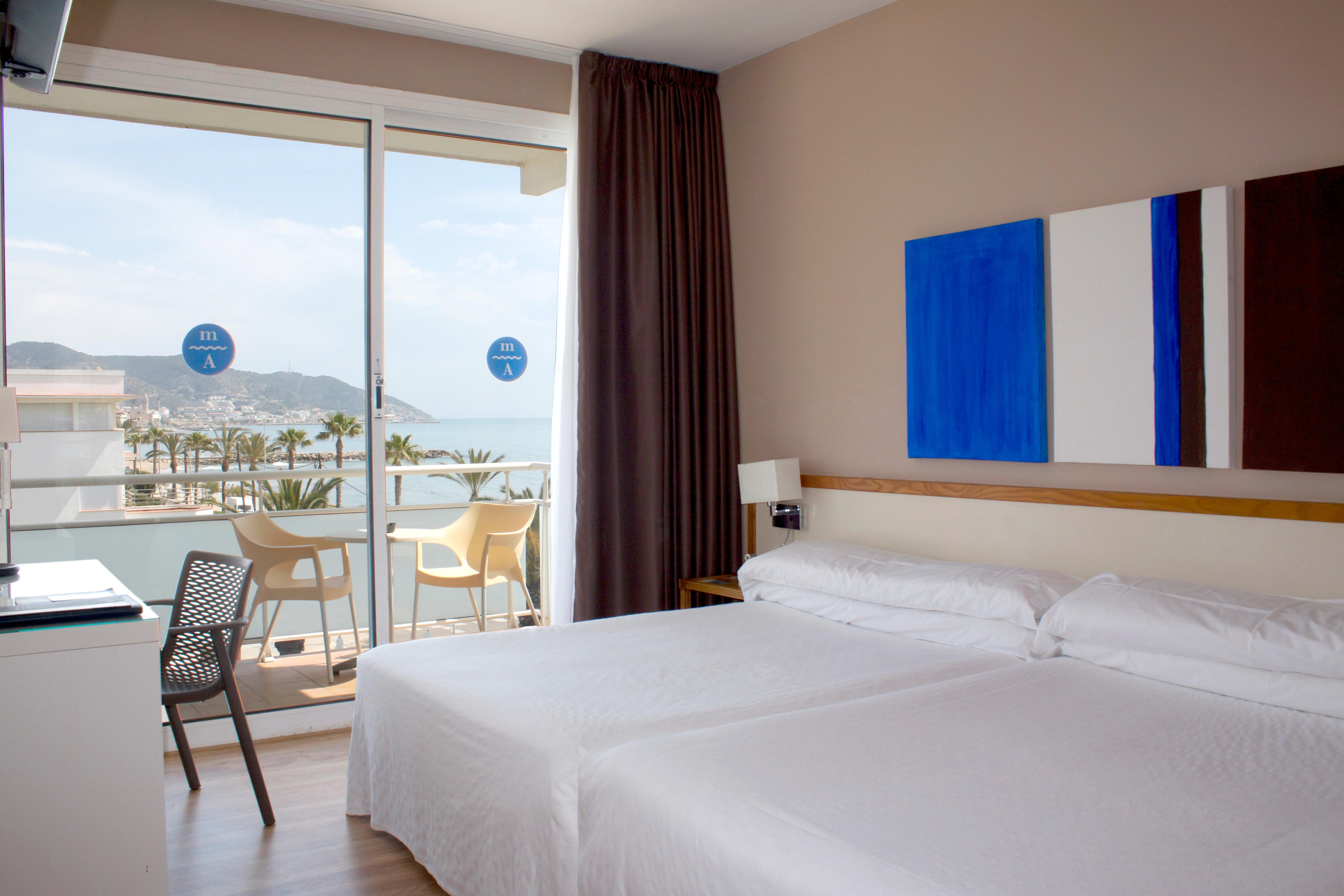 Double or Twin Sea View