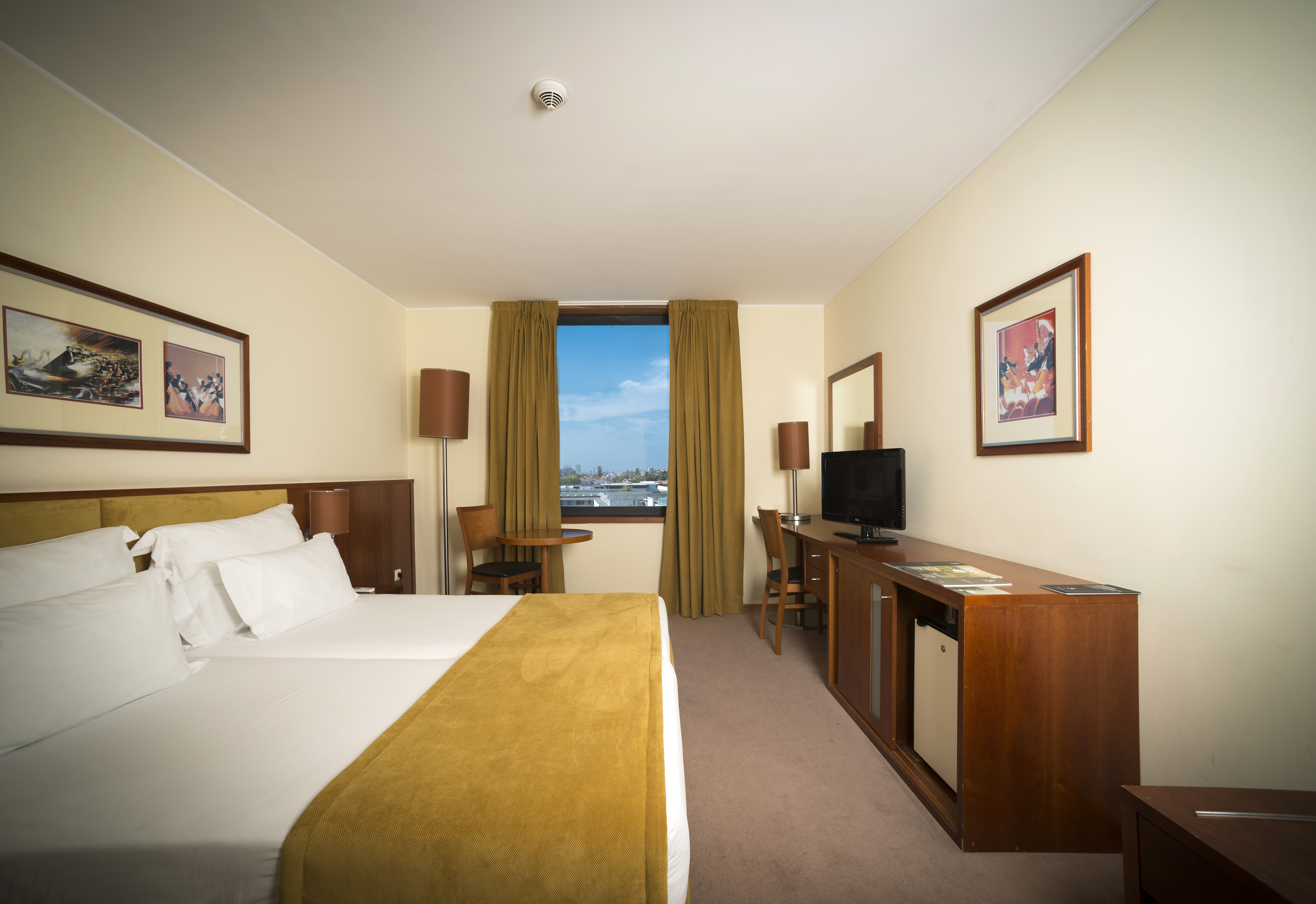 Double Single Superior