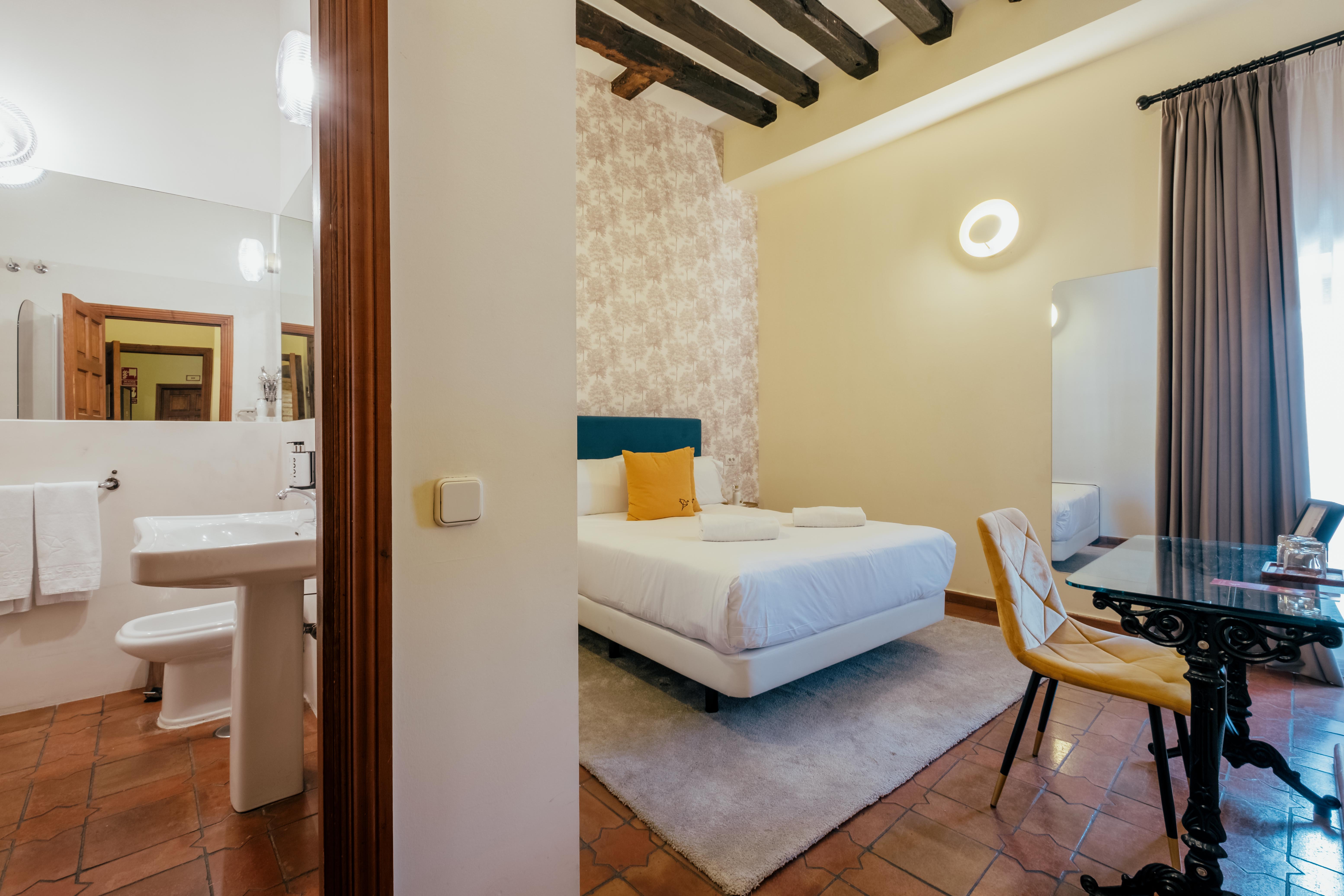 Double or Twin Deluxe