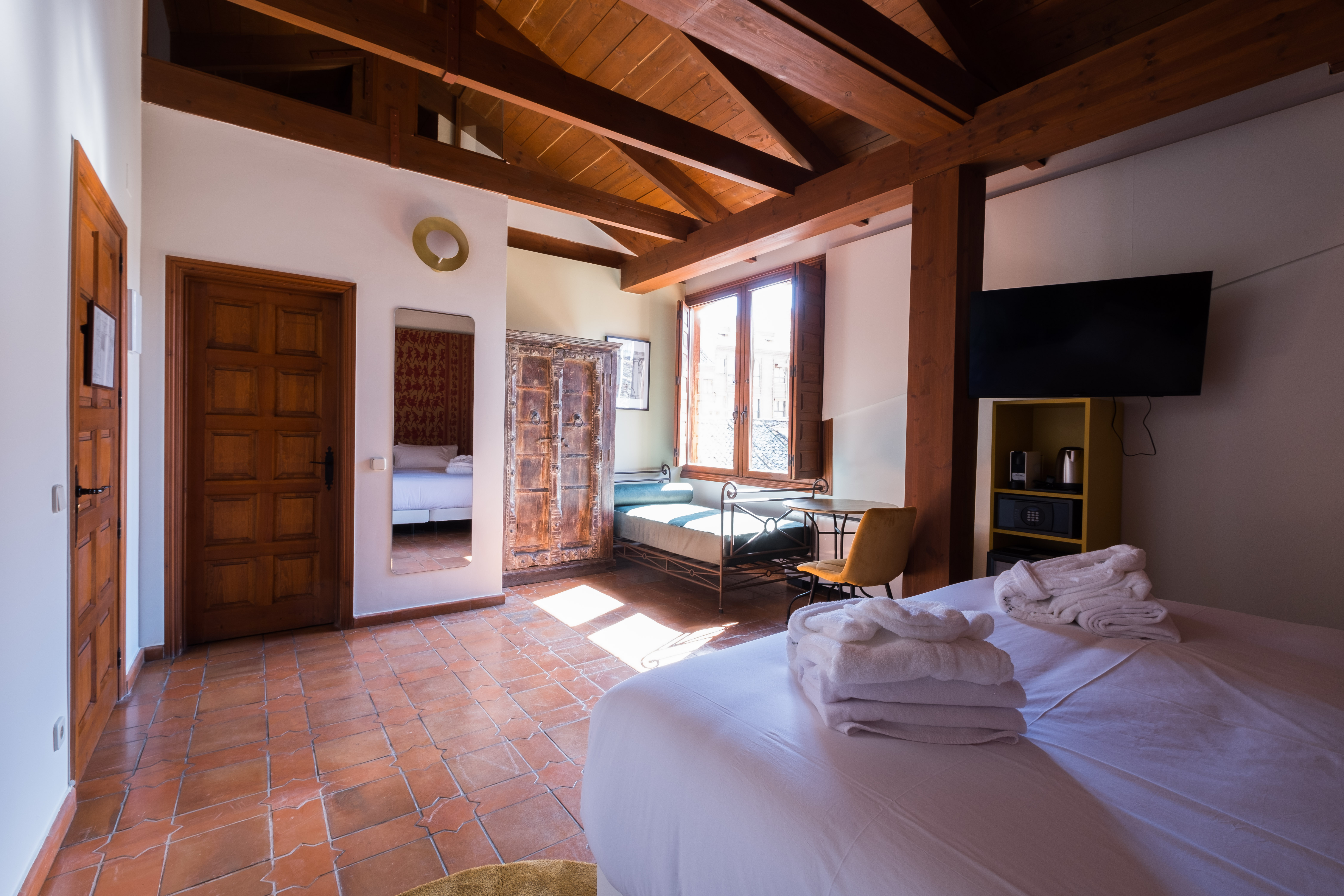 Double Single Superior