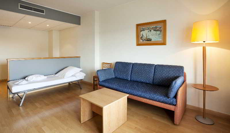 Family Room Standard