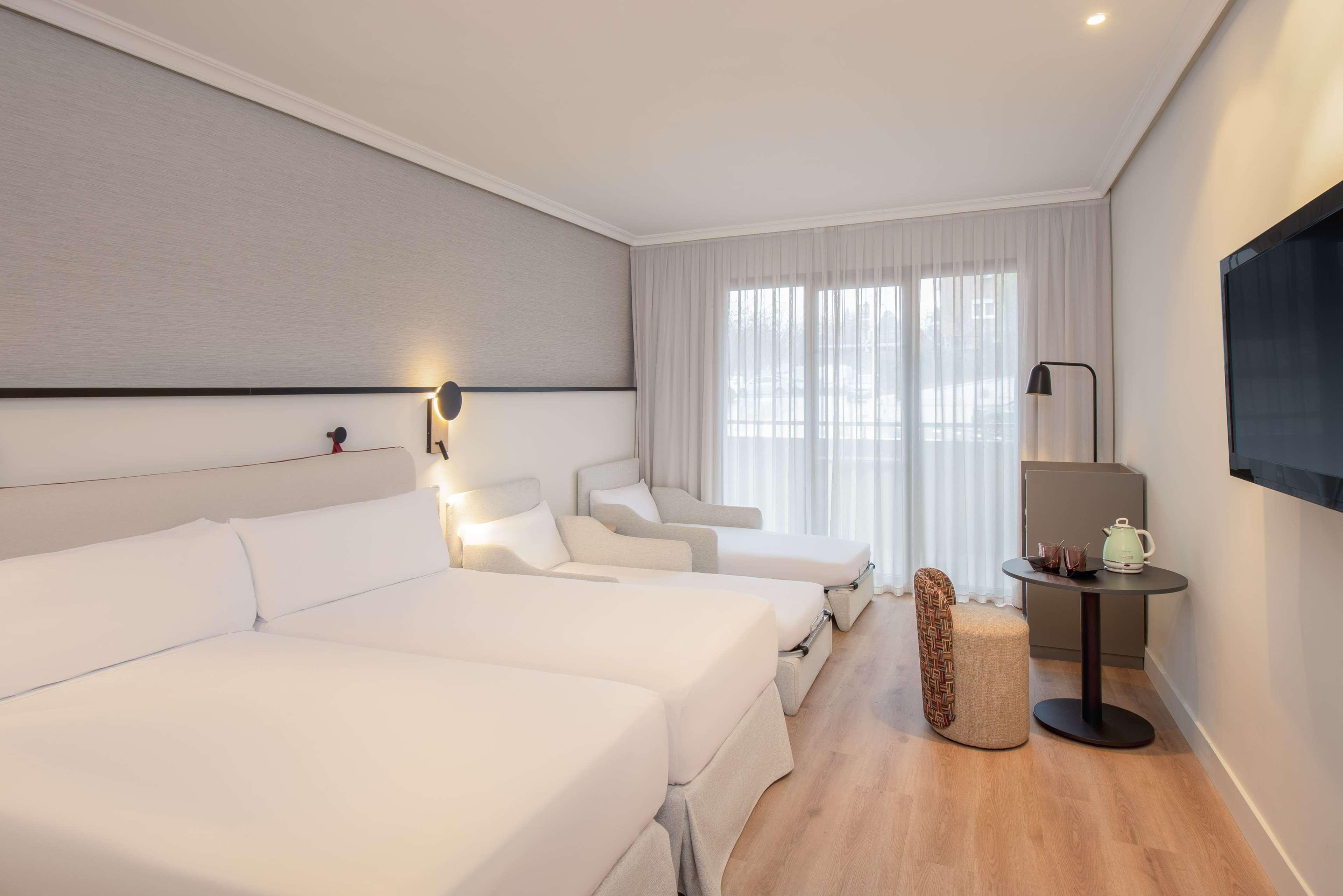 Family Room Connecting Room