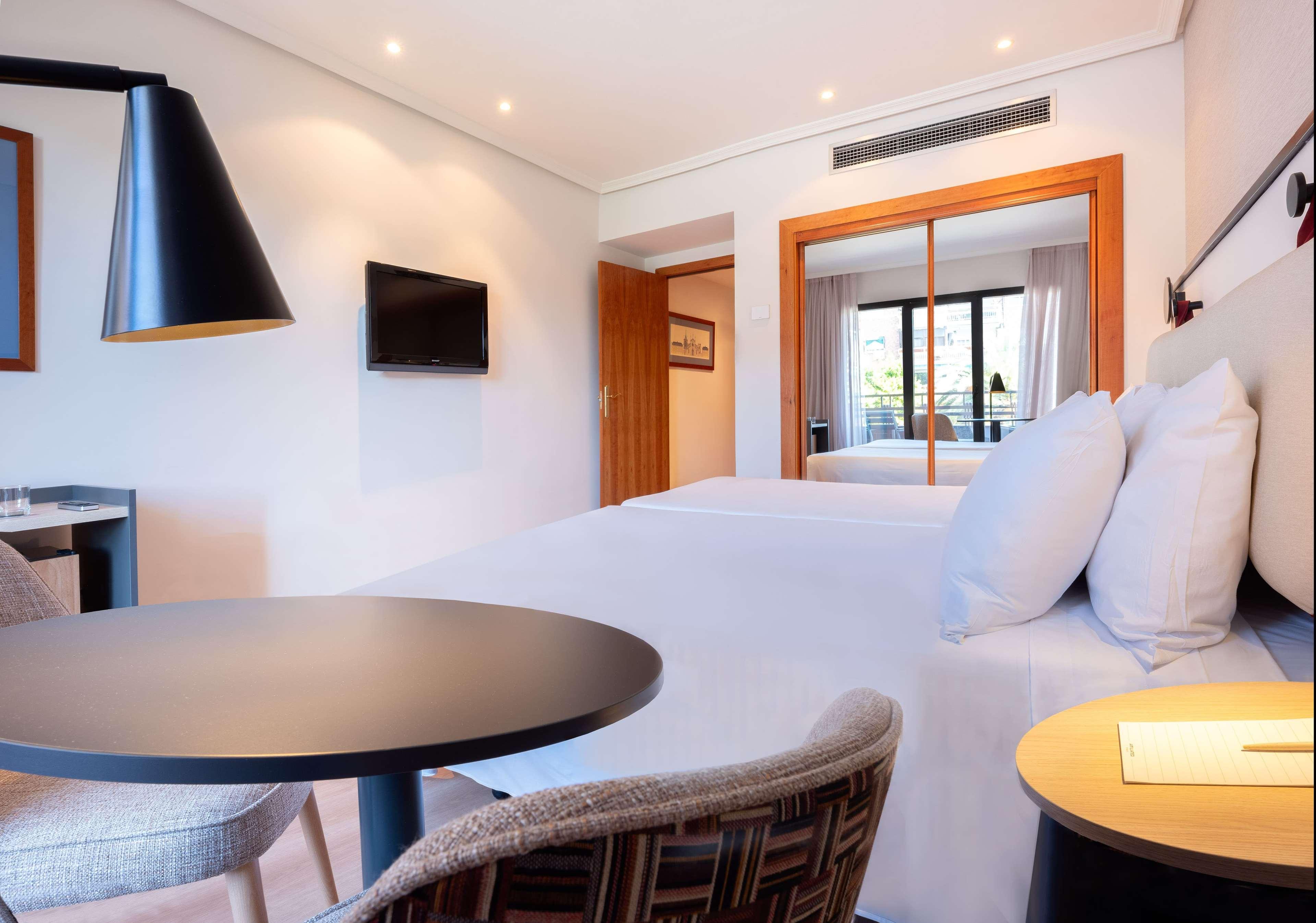 Double or Twin Standard