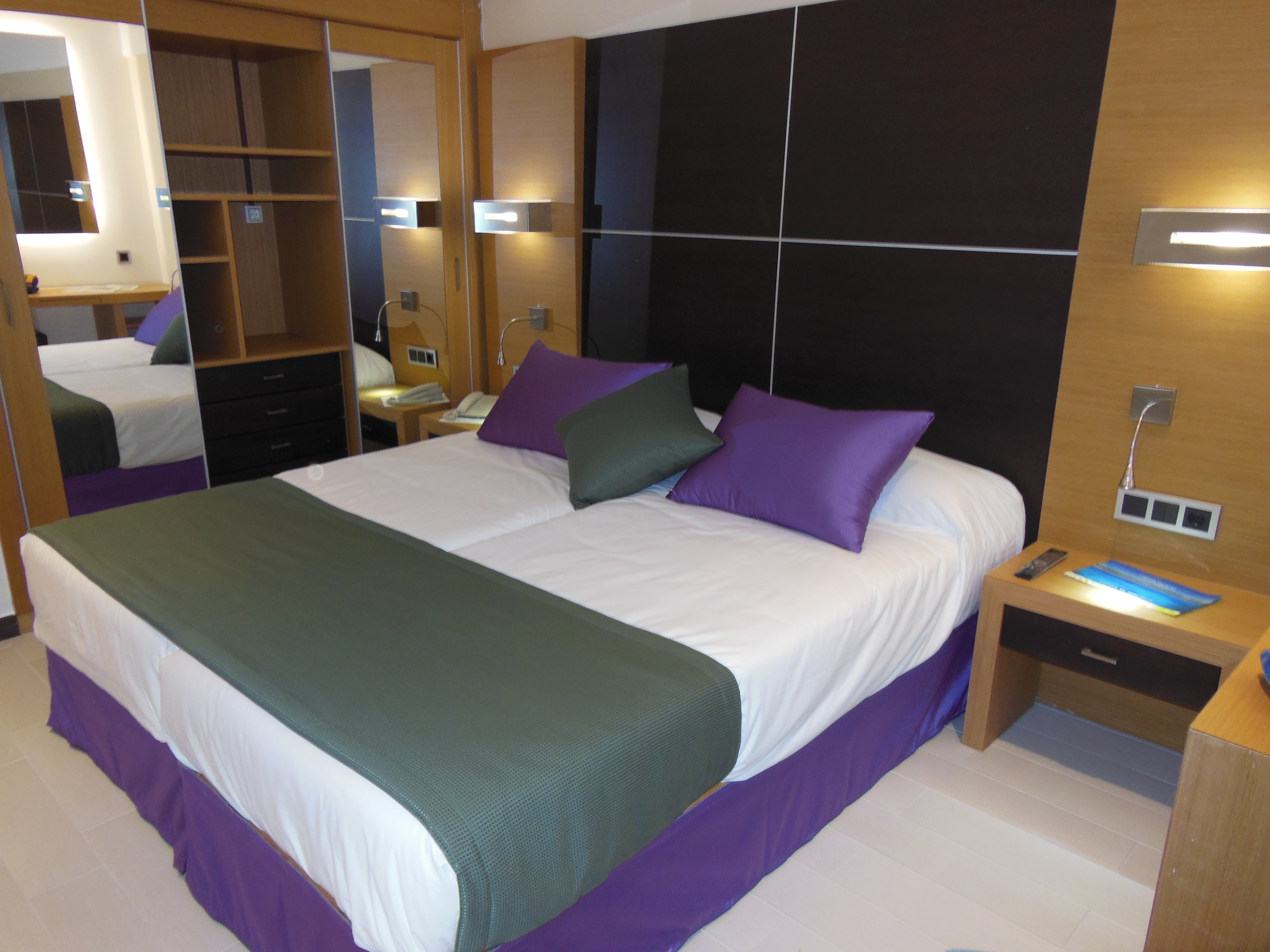 Double or Twin Standard