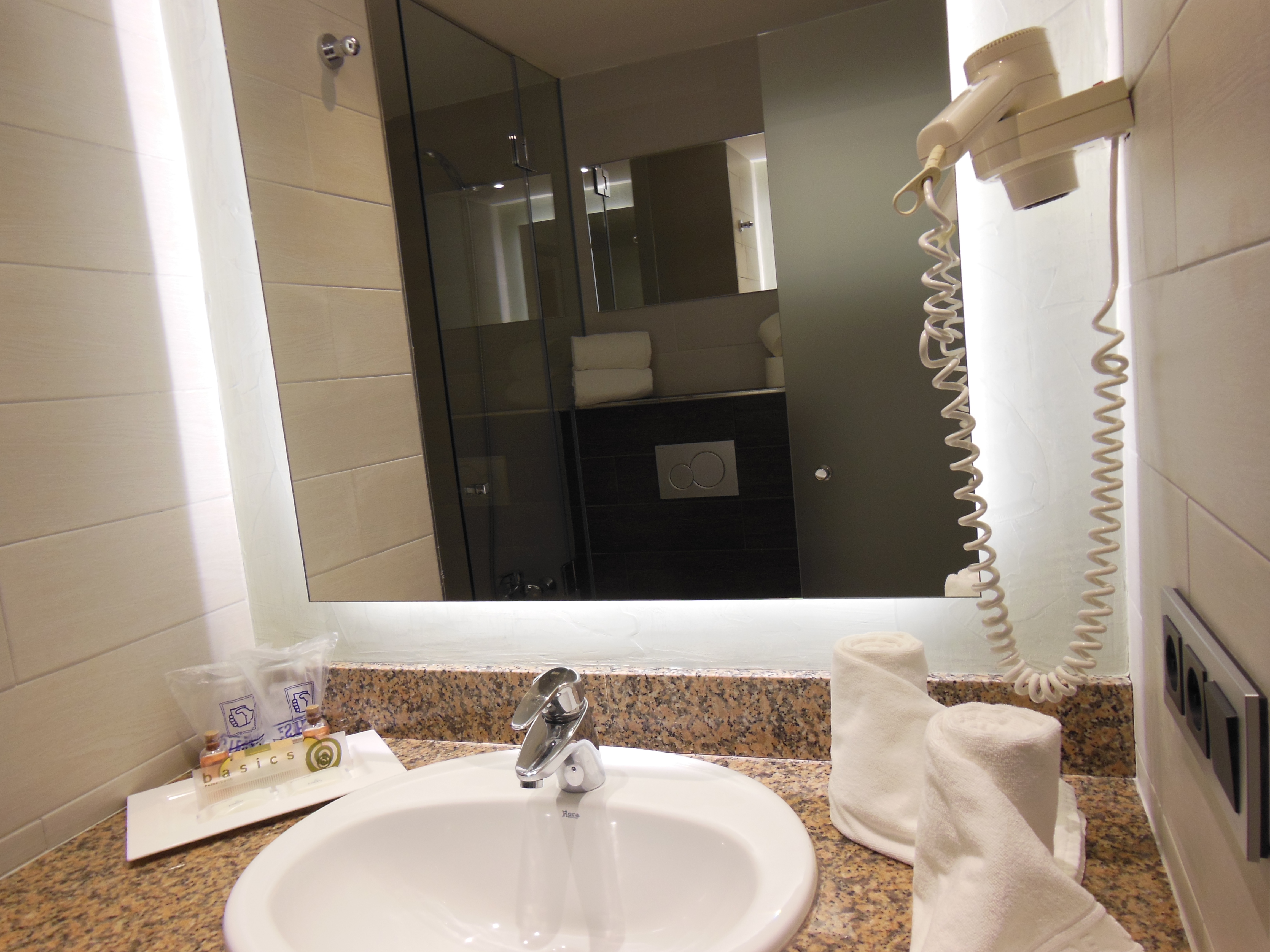 Double or Twin Standard