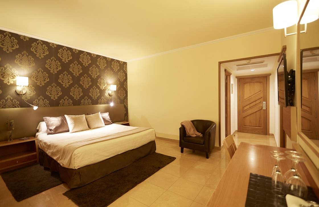 Junior Suite Pool View