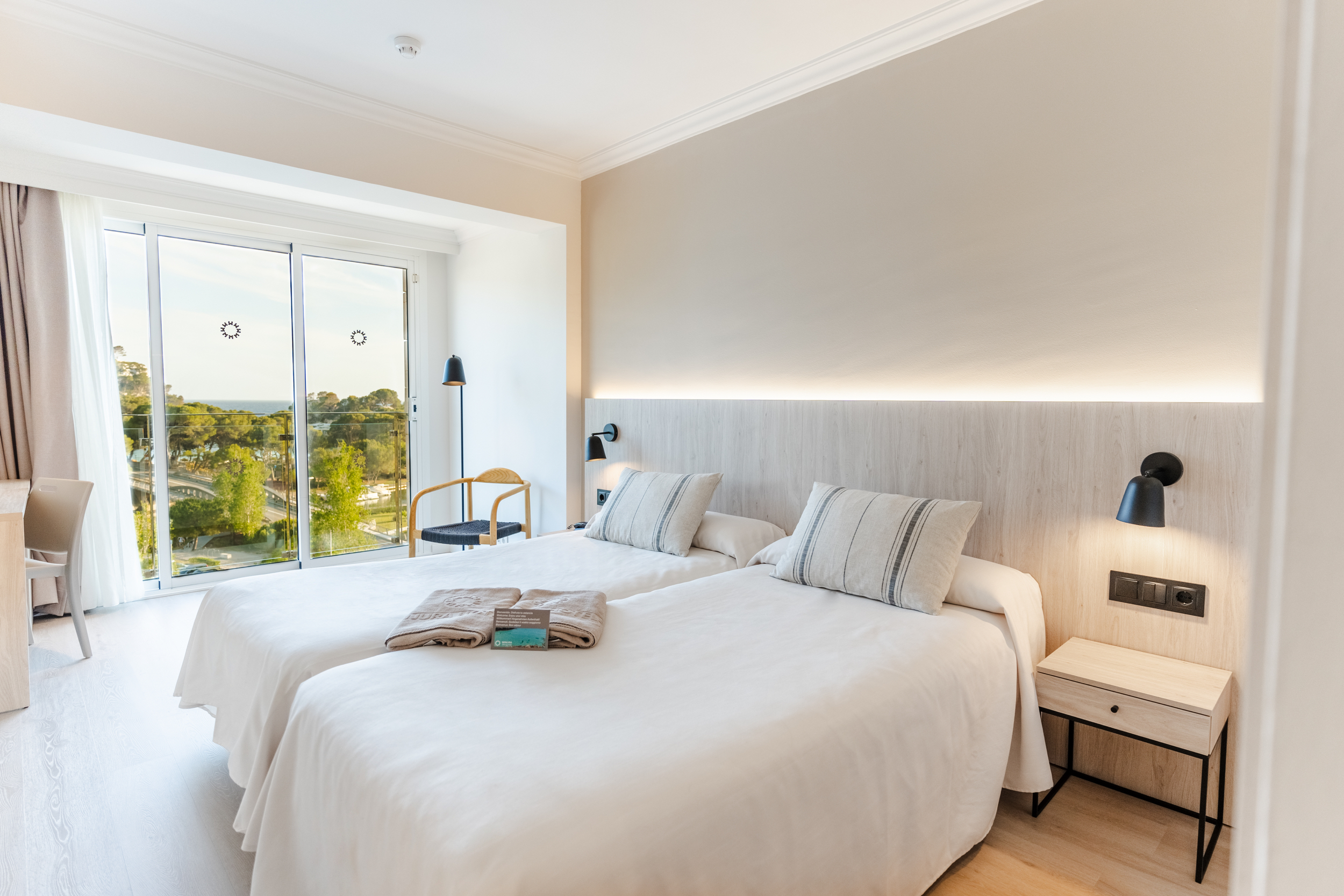 Double or Twin Sea View