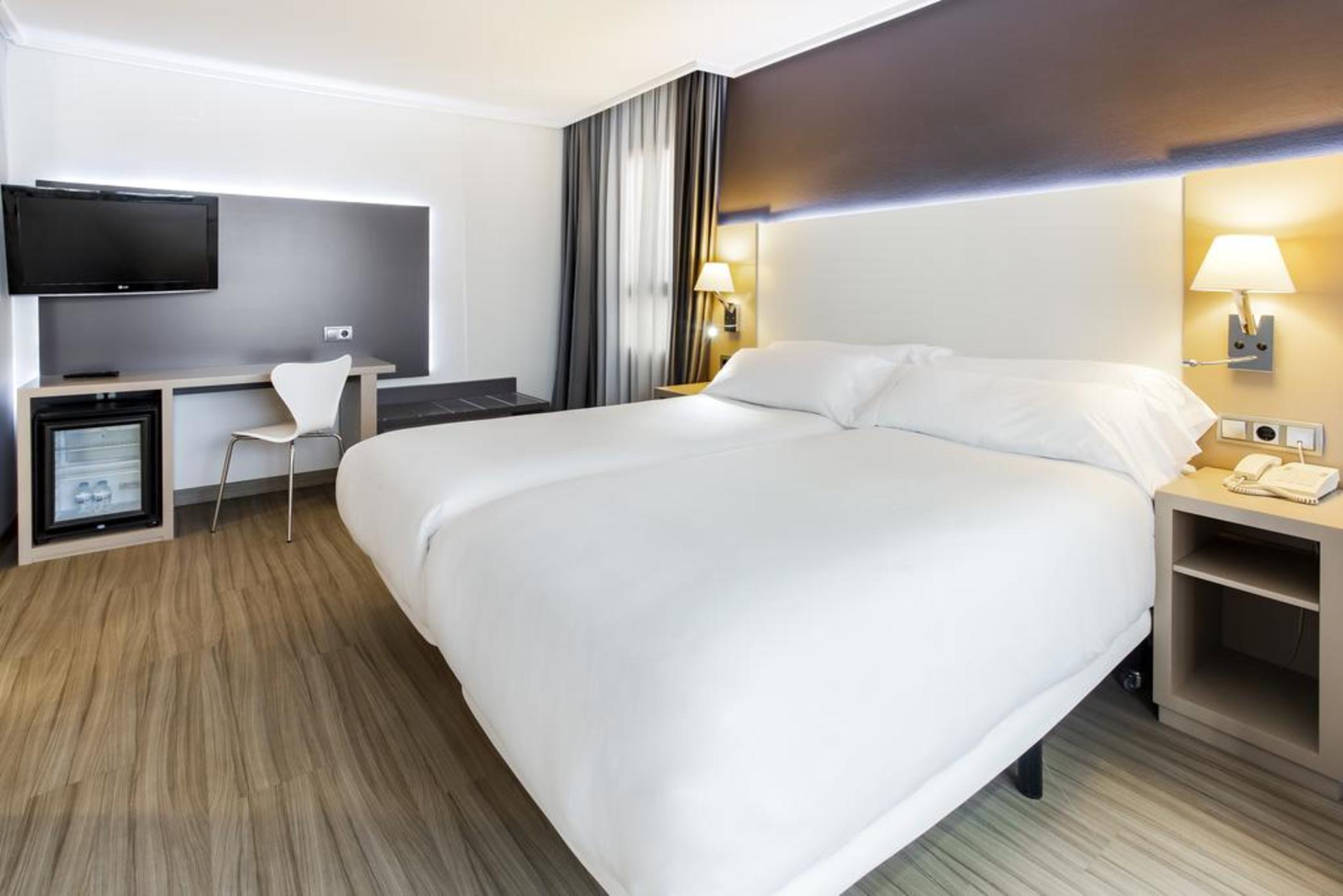 Double or Twin Standard