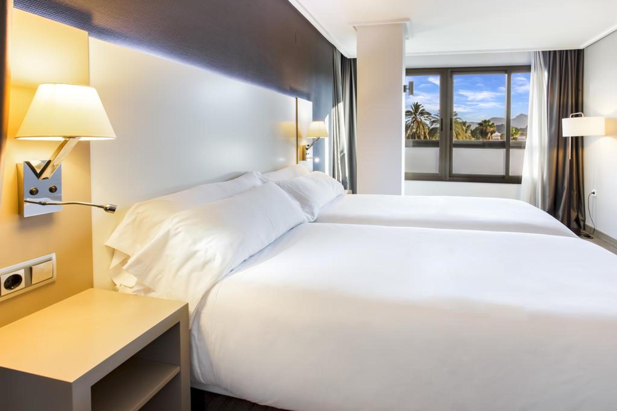 Double or Twin Standard