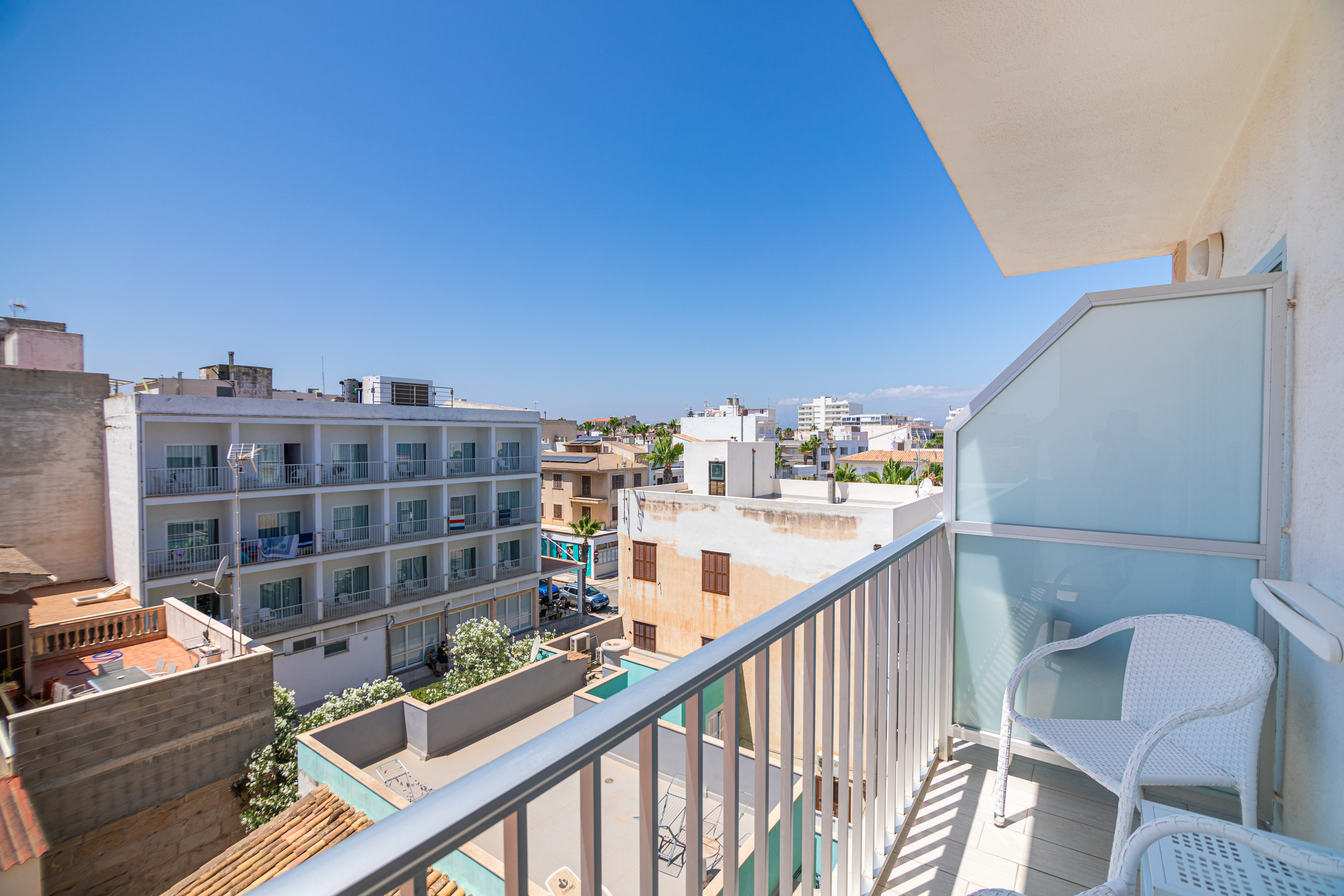 Double Single with Balcony