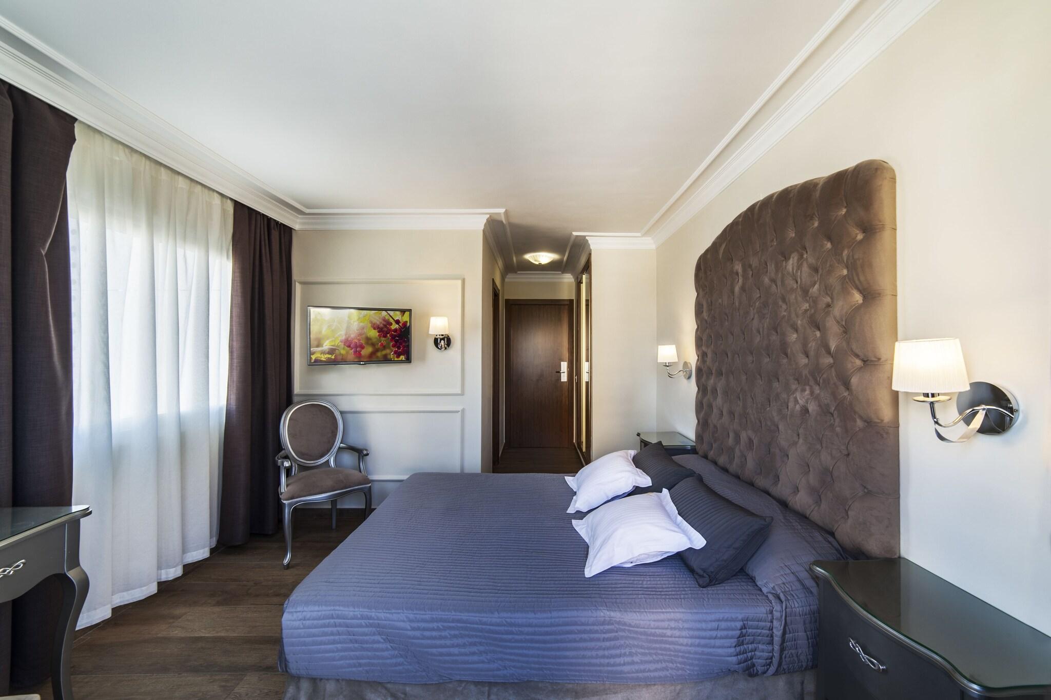 Double or Twin Pool View