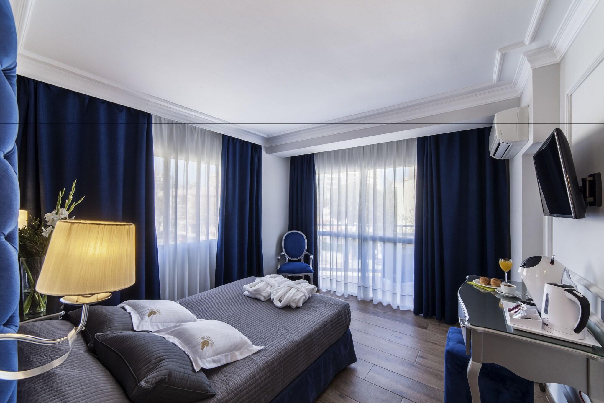 Double or Twin Pool View