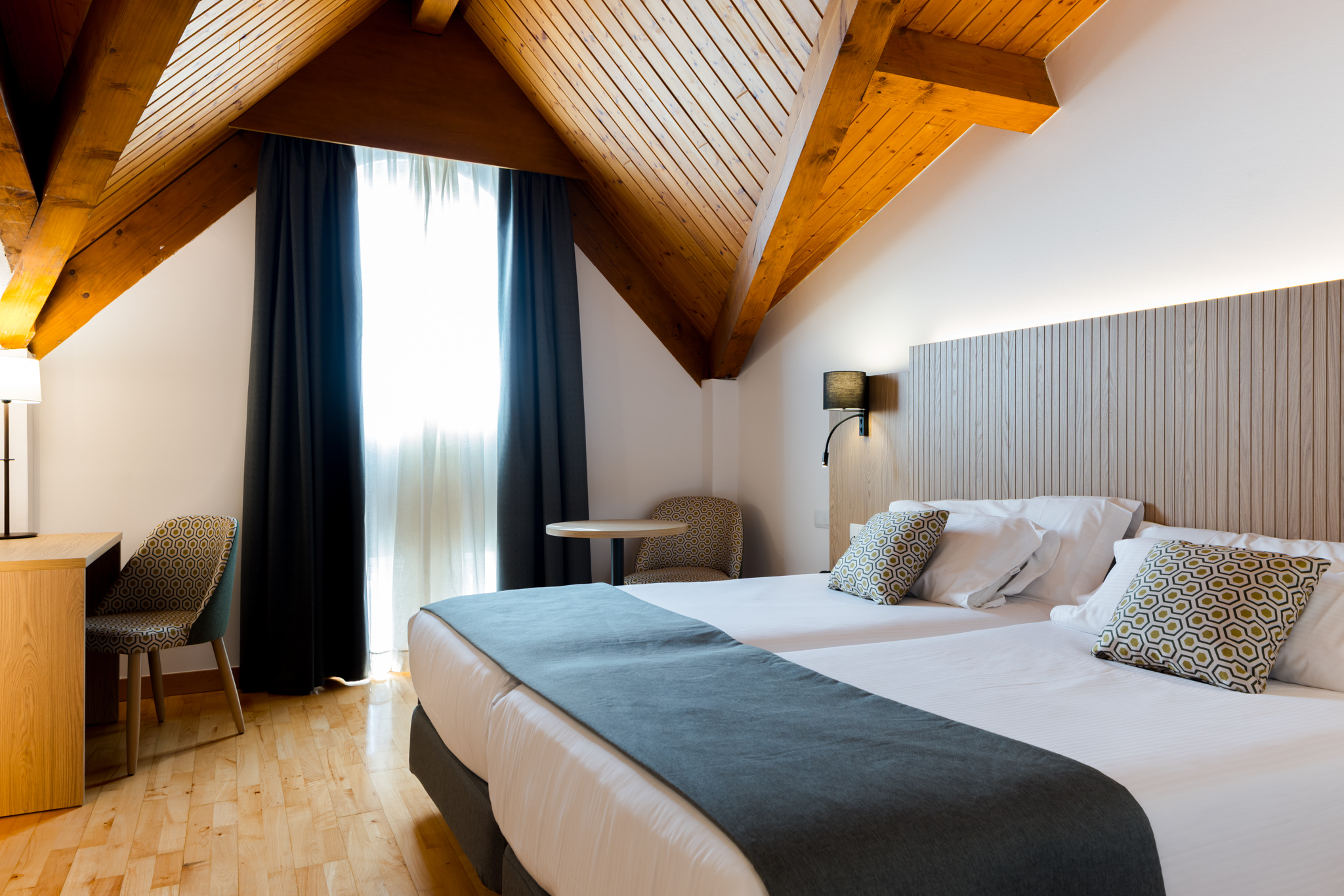 Double or Twin Standard