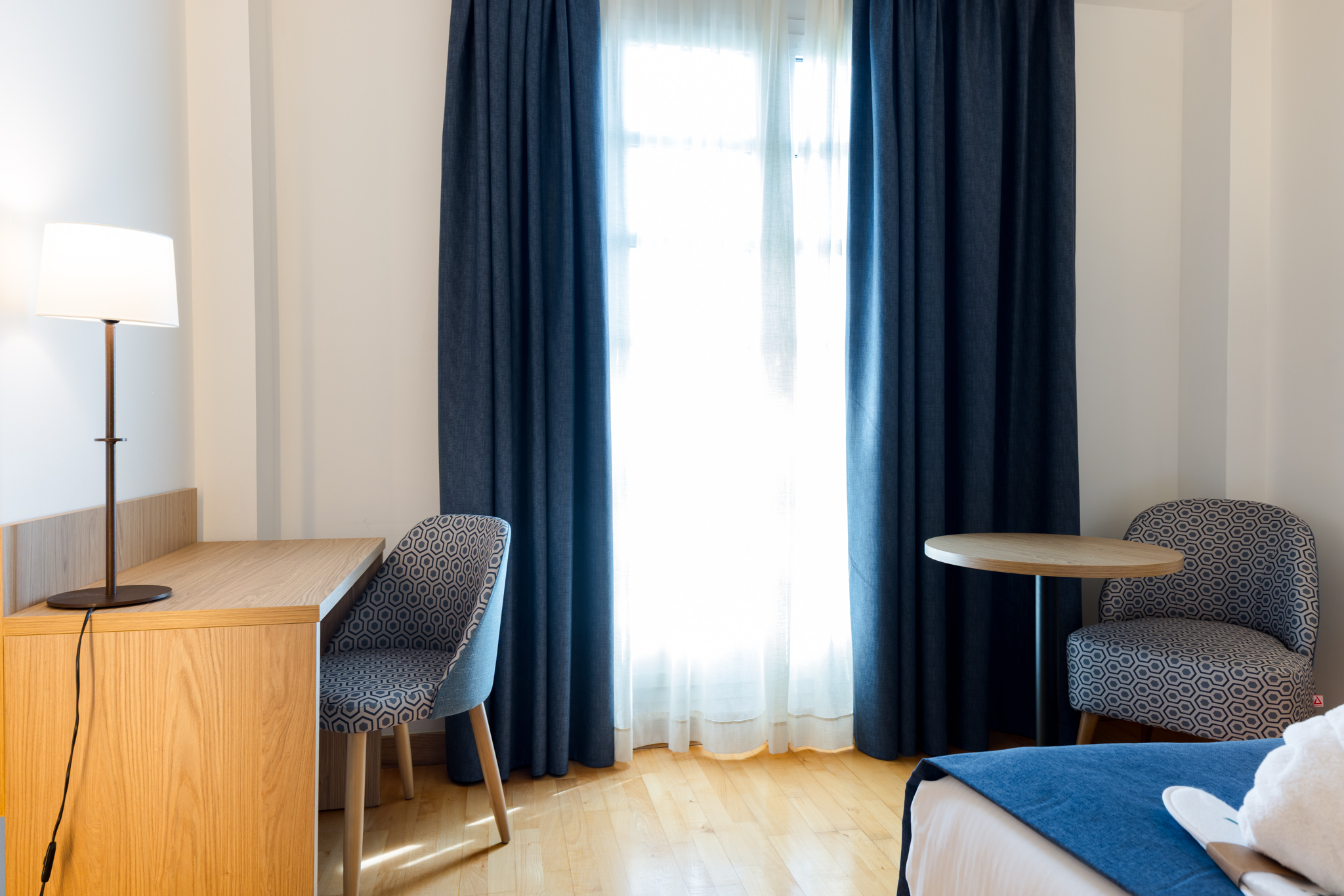 Double Single Superior