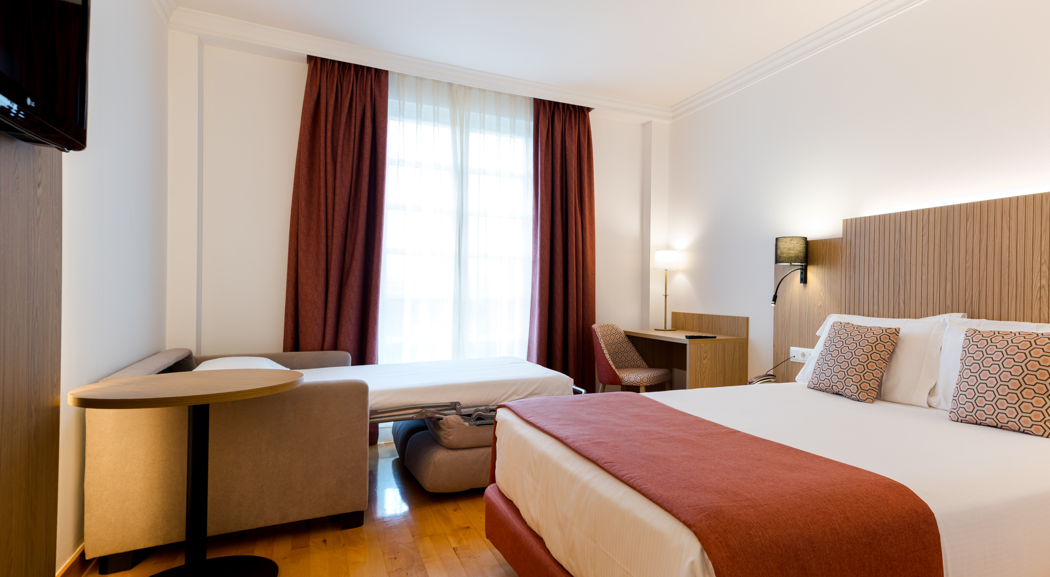 Double or Twin Standard