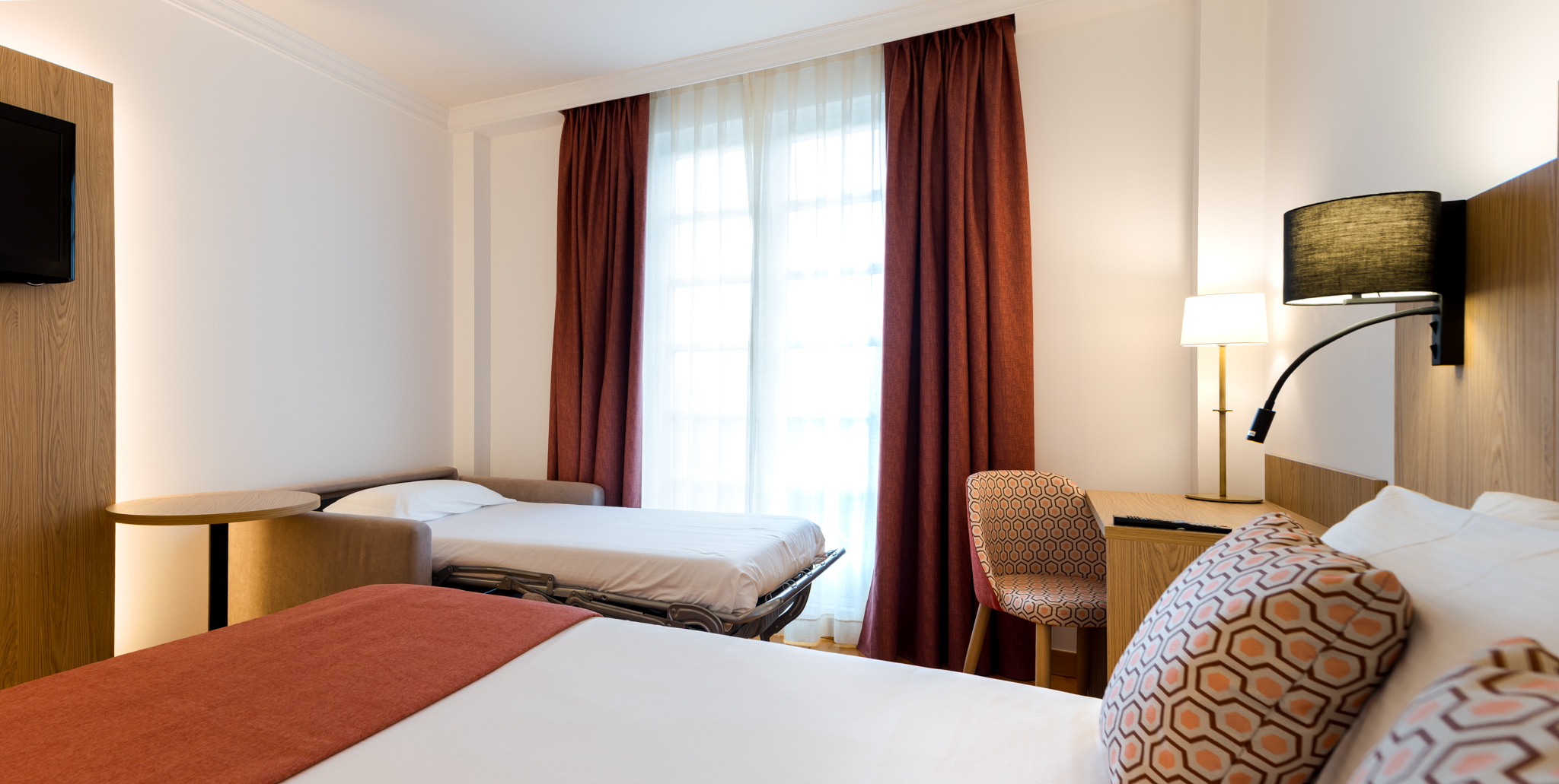 Double or Twin Standard