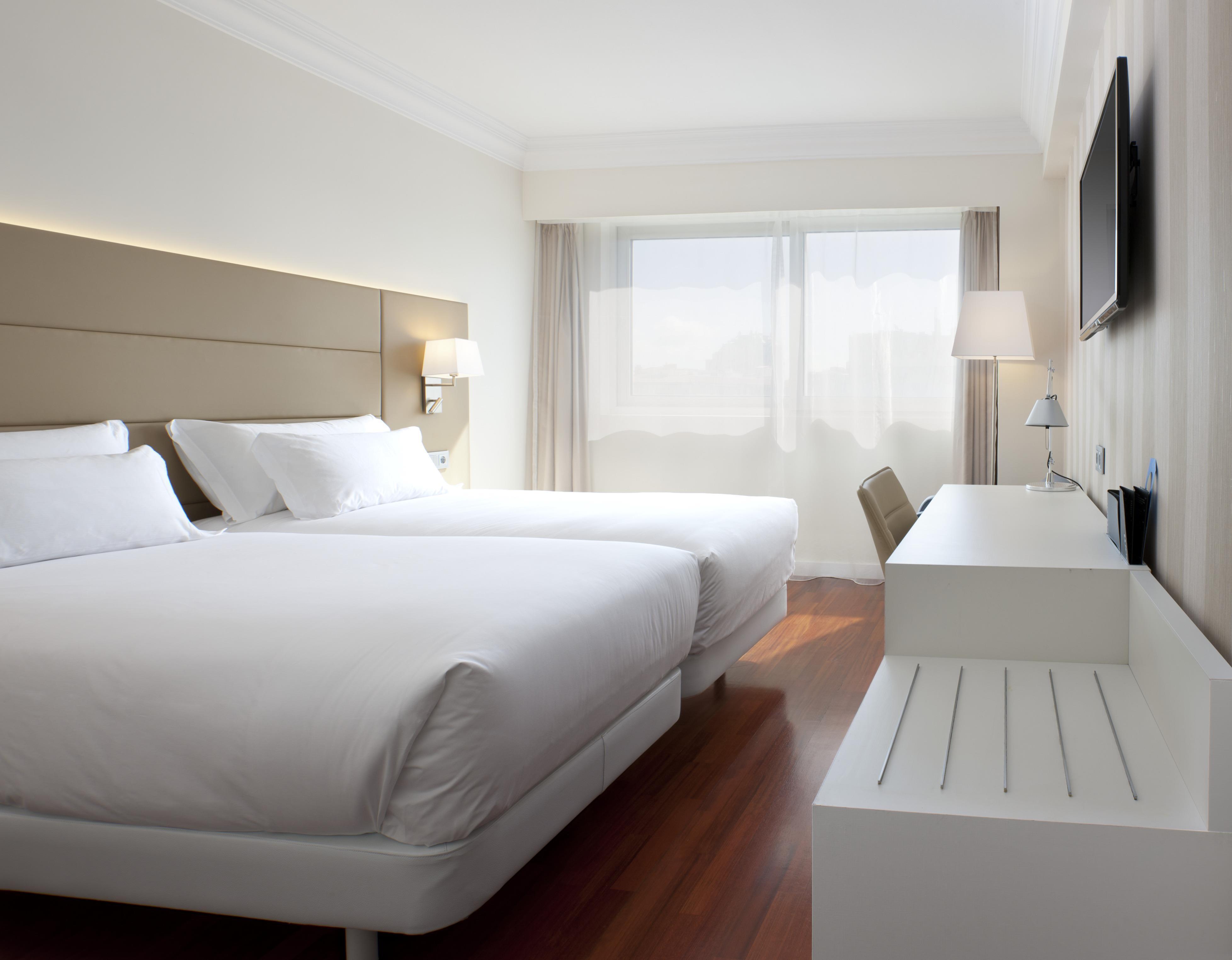 Double or Twin Standard