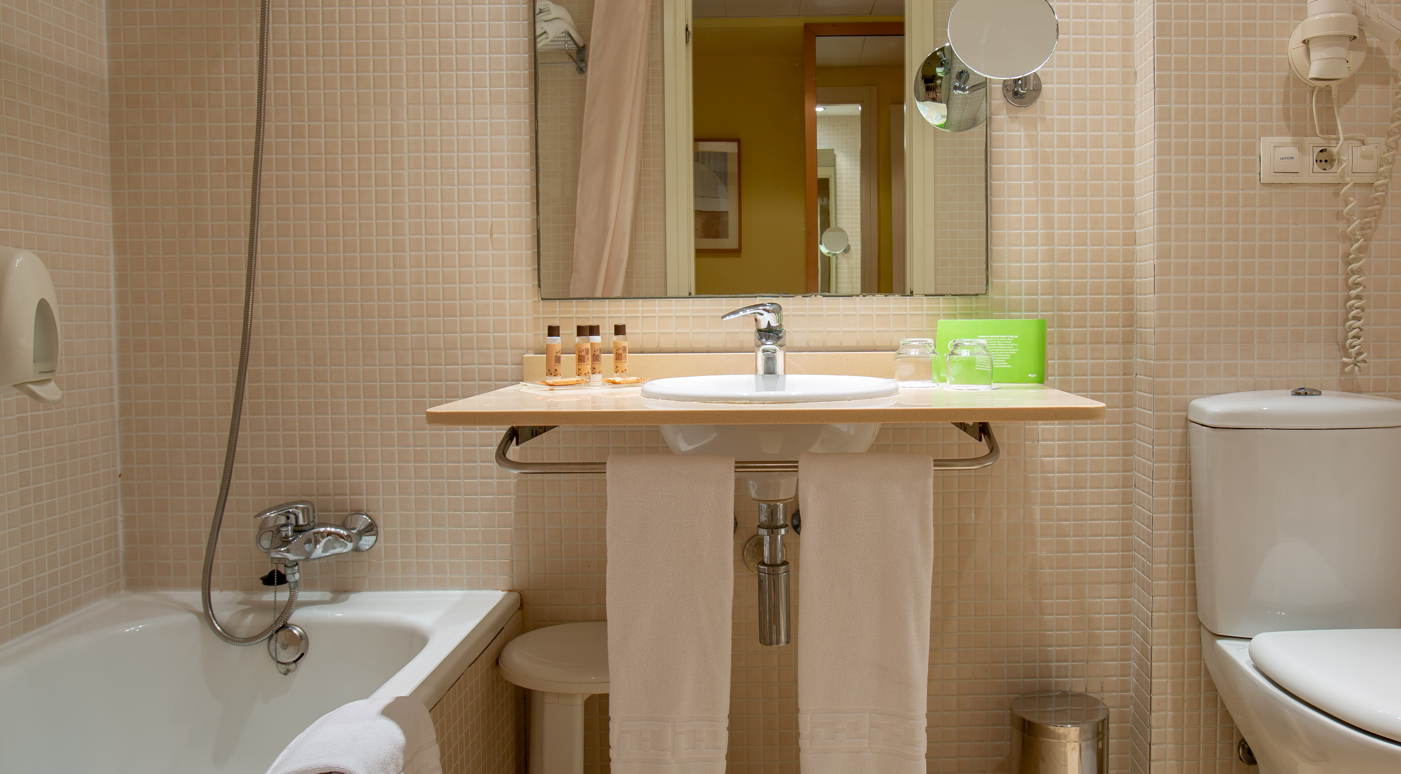 Double Single Superior