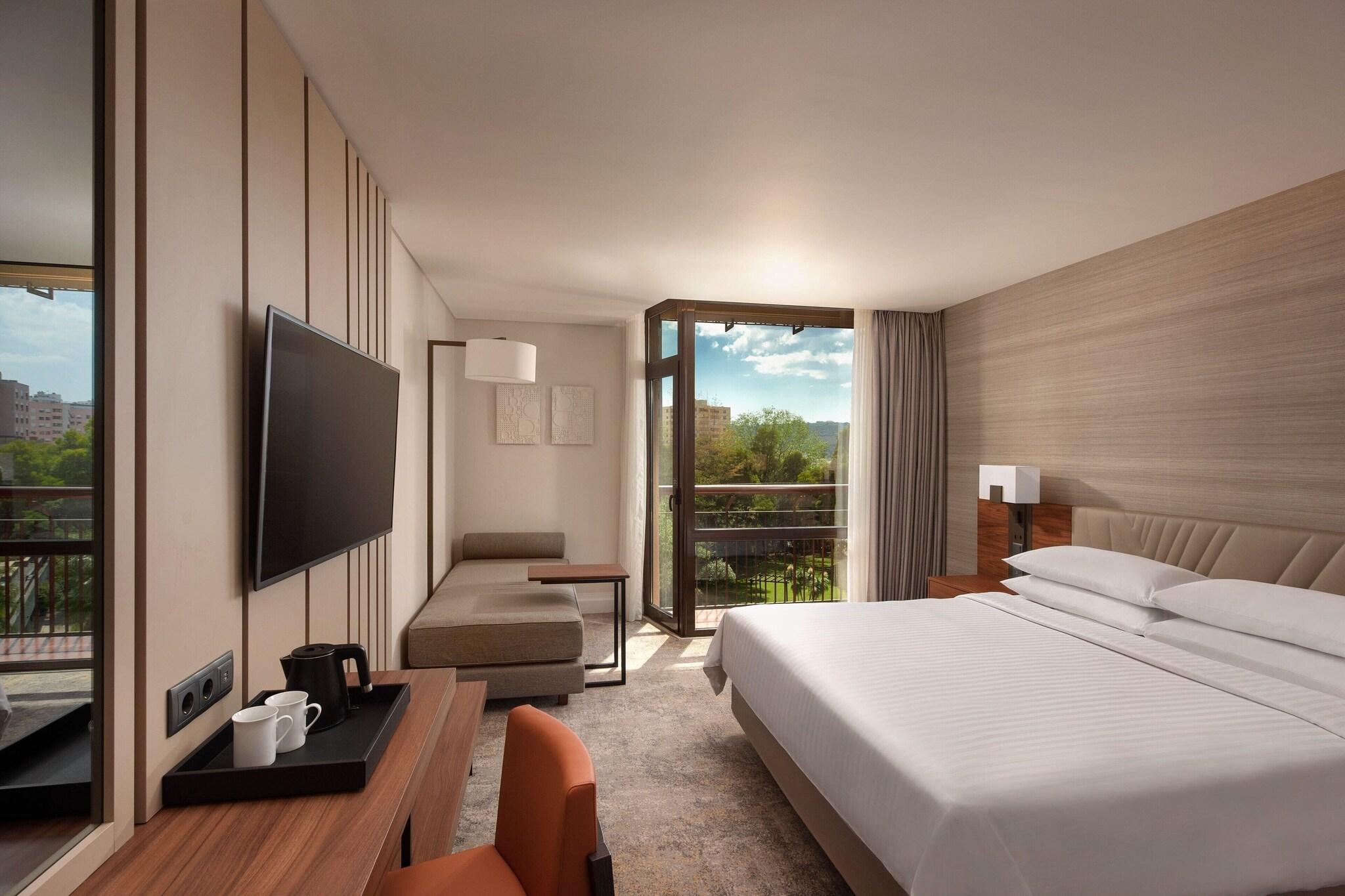 Double King Size Bed