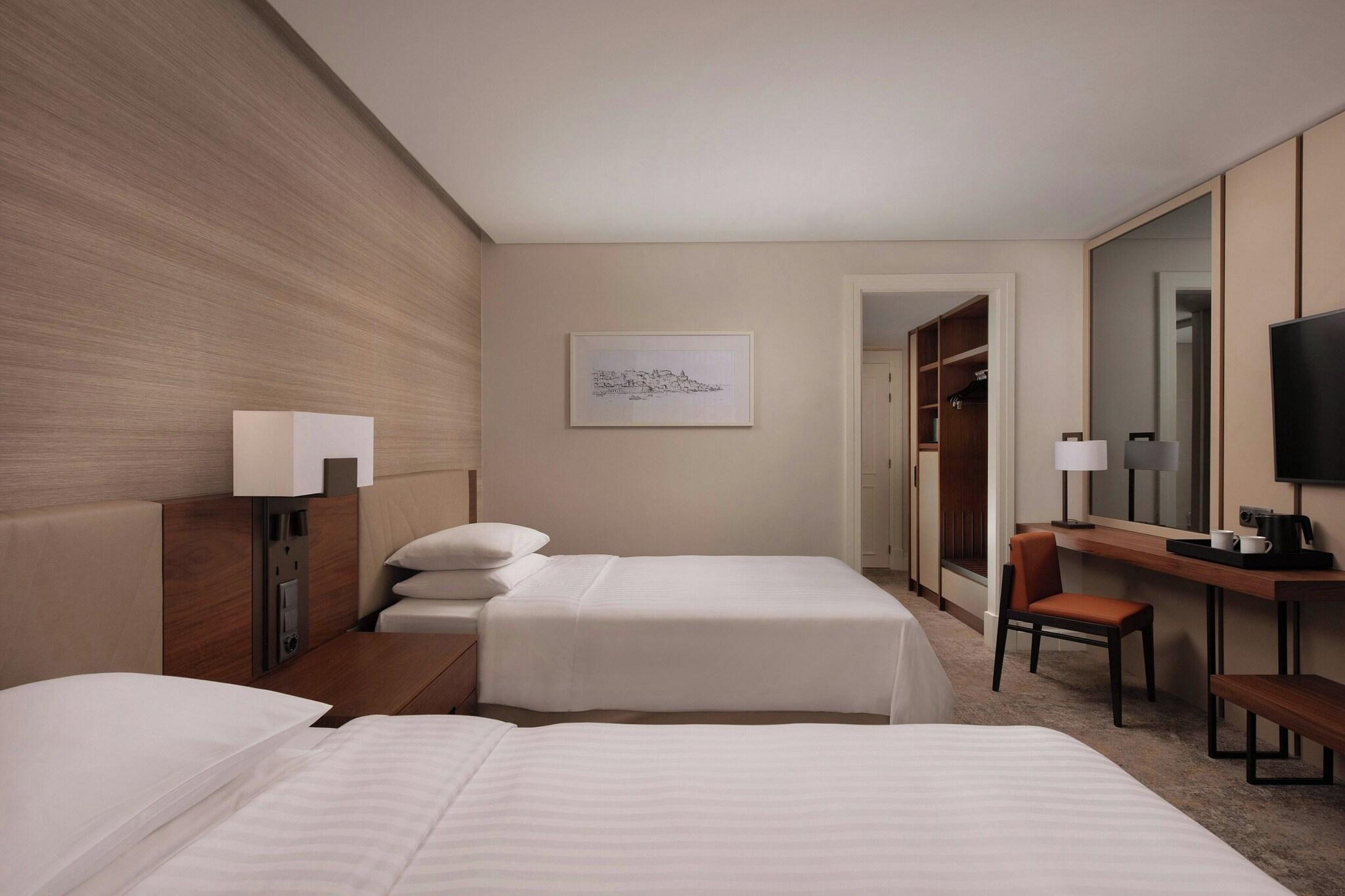 Twin Superior Pool View