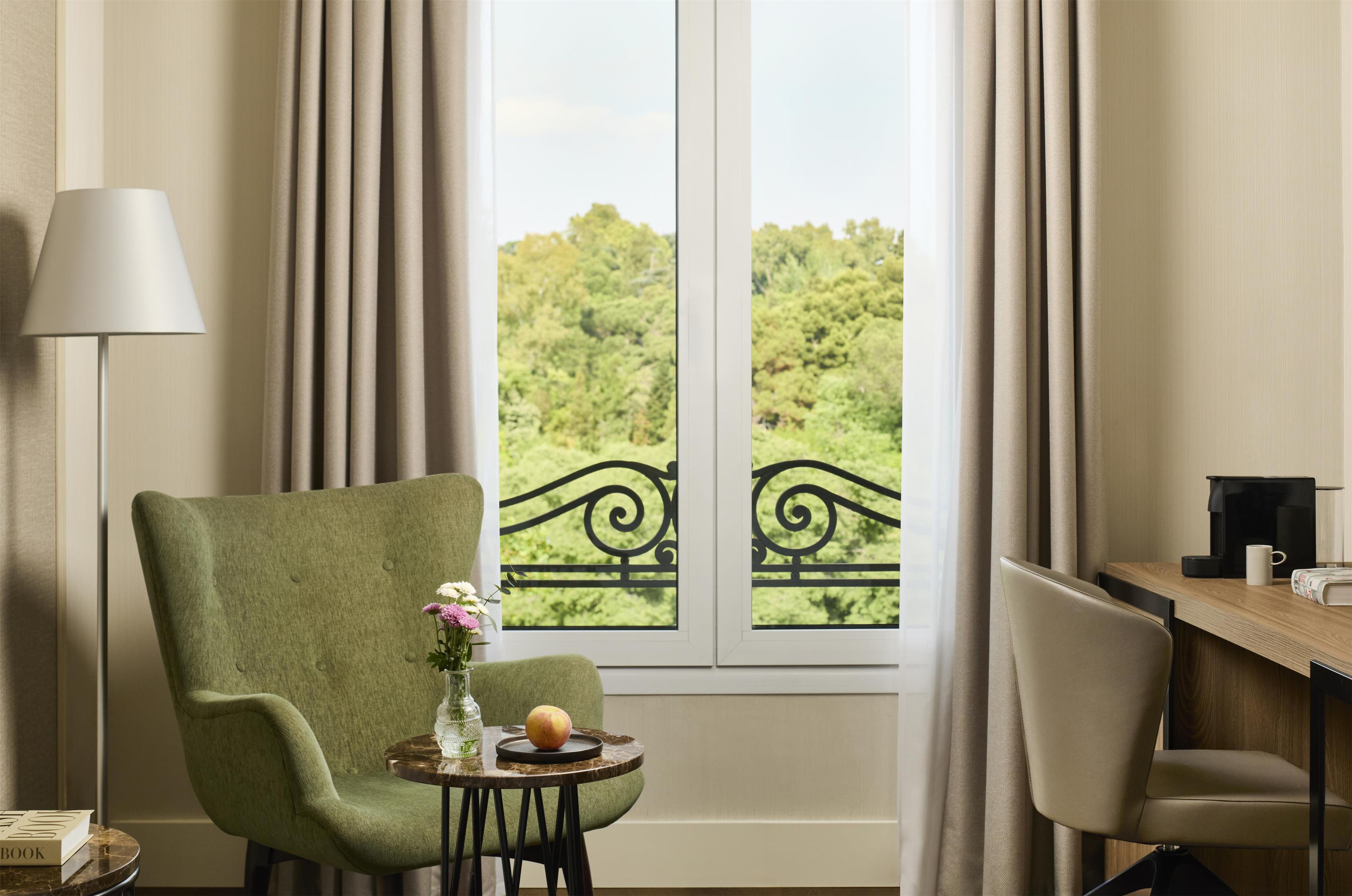 Double Superior with Views