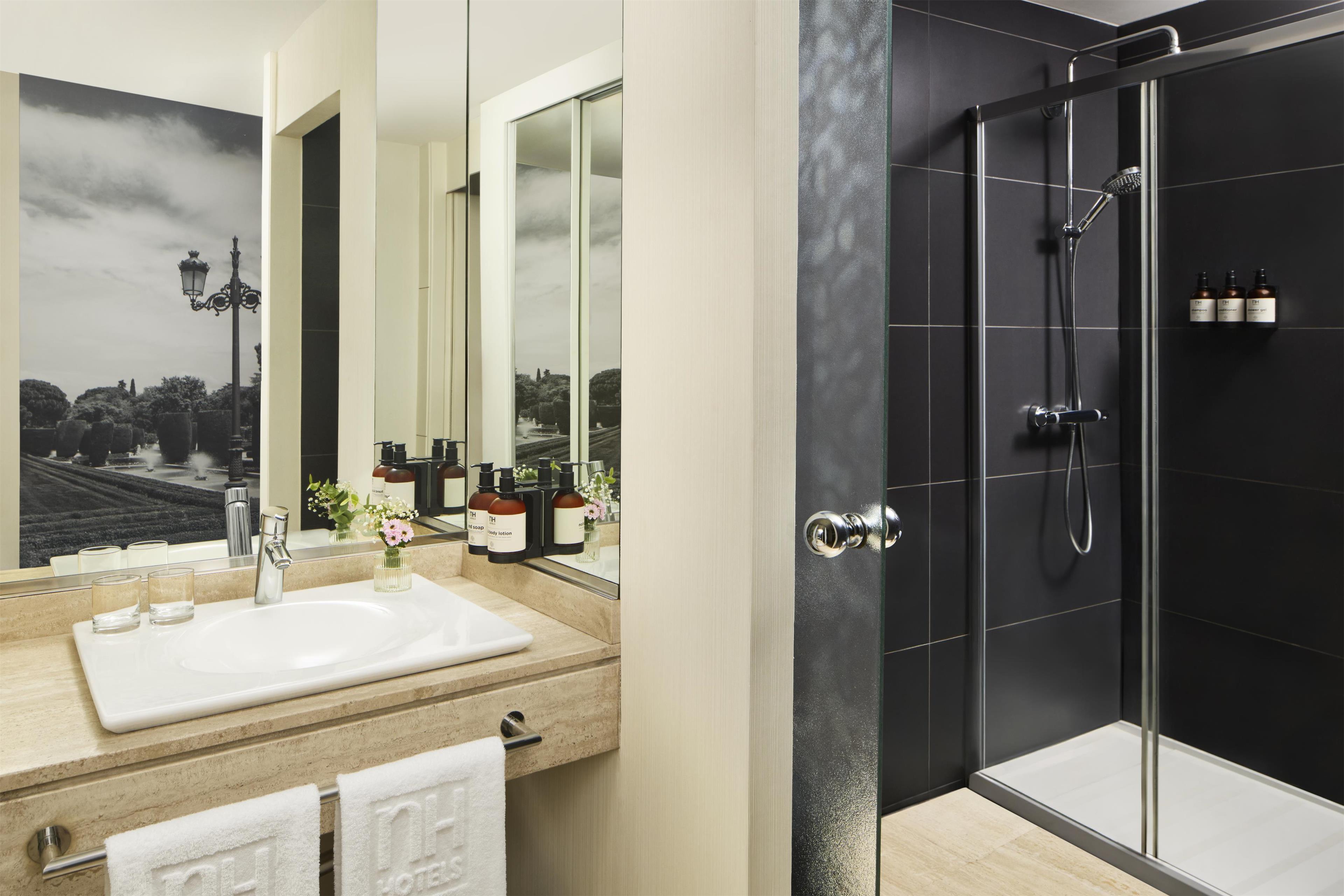 Double Superior with Views