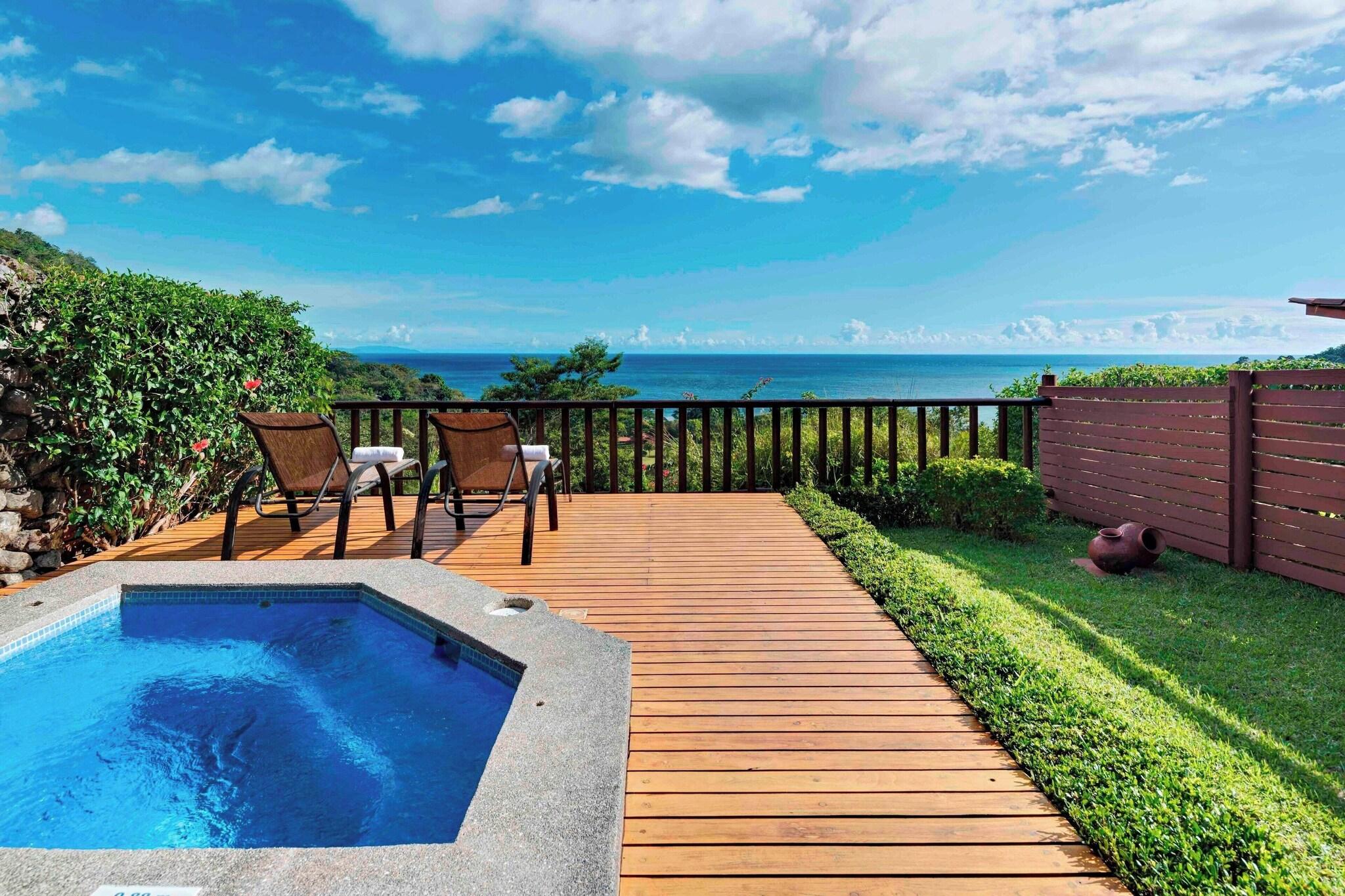 Junior Suite Ocean View King Bed