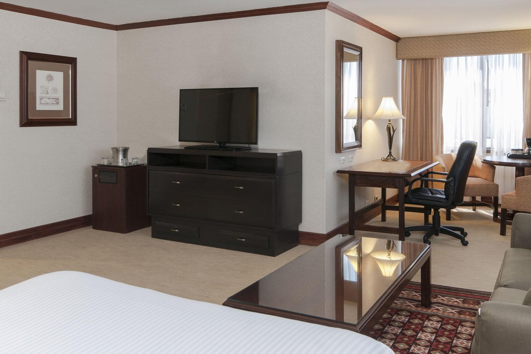 Junior Suite City View