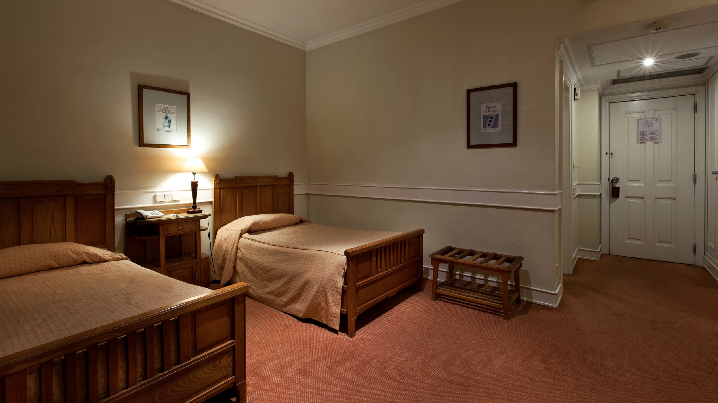 Double or Twin Standard