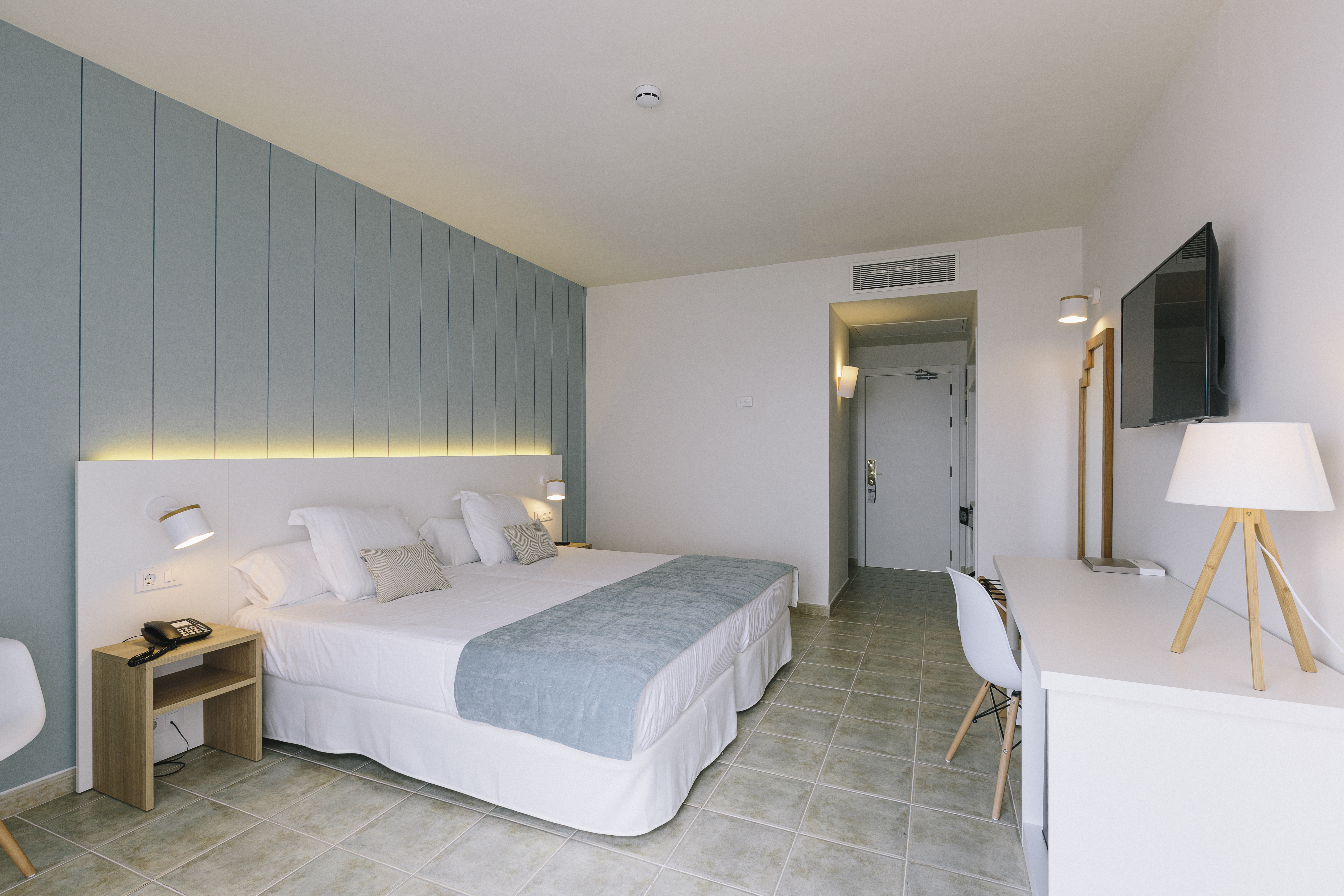 Double or Twin Capacity 1