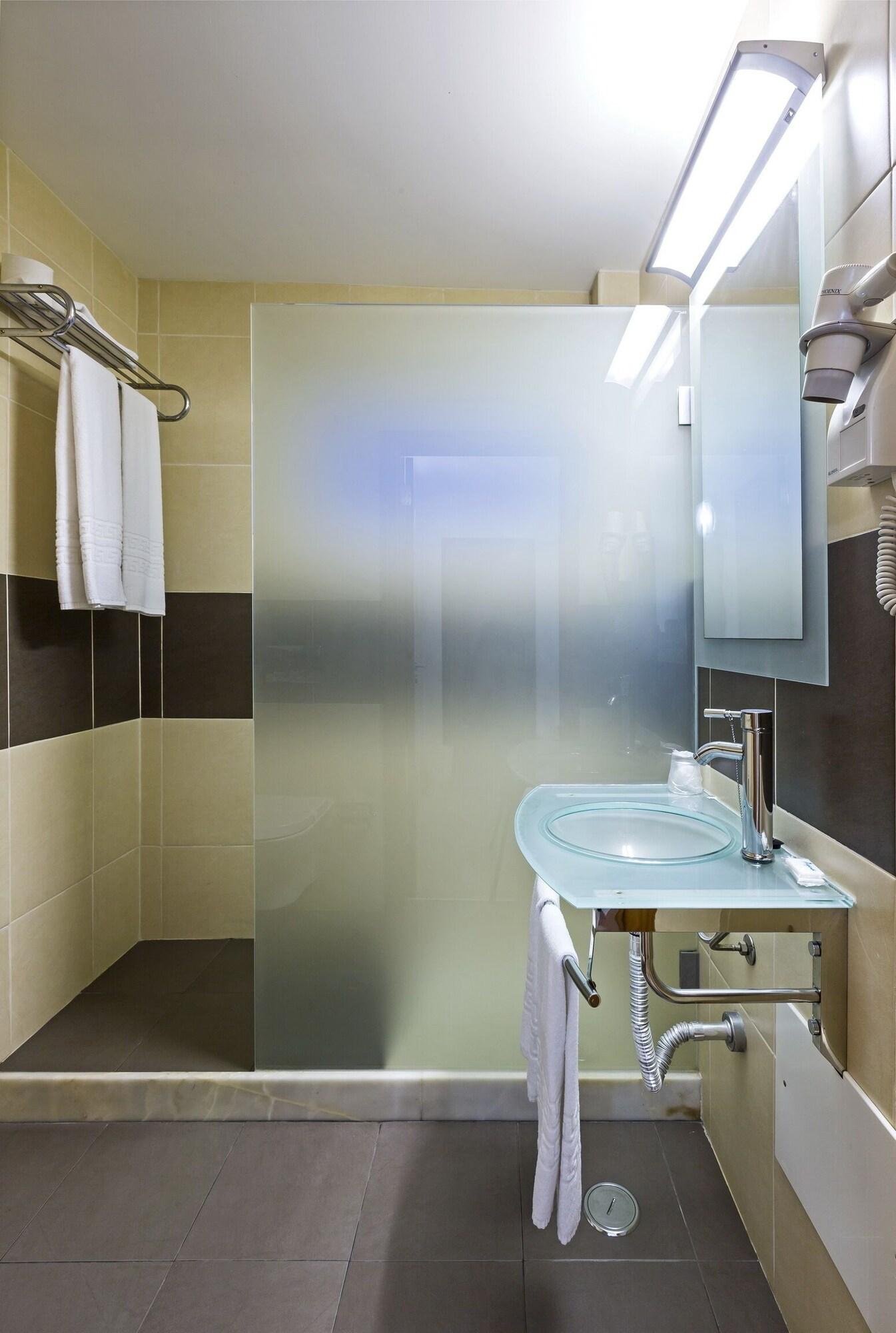 Family Room with Double Bed