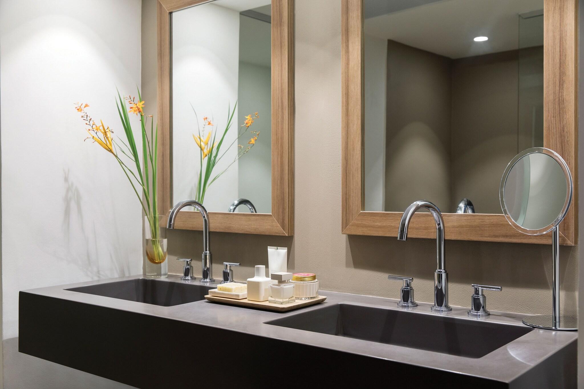 Suite with Private Pool