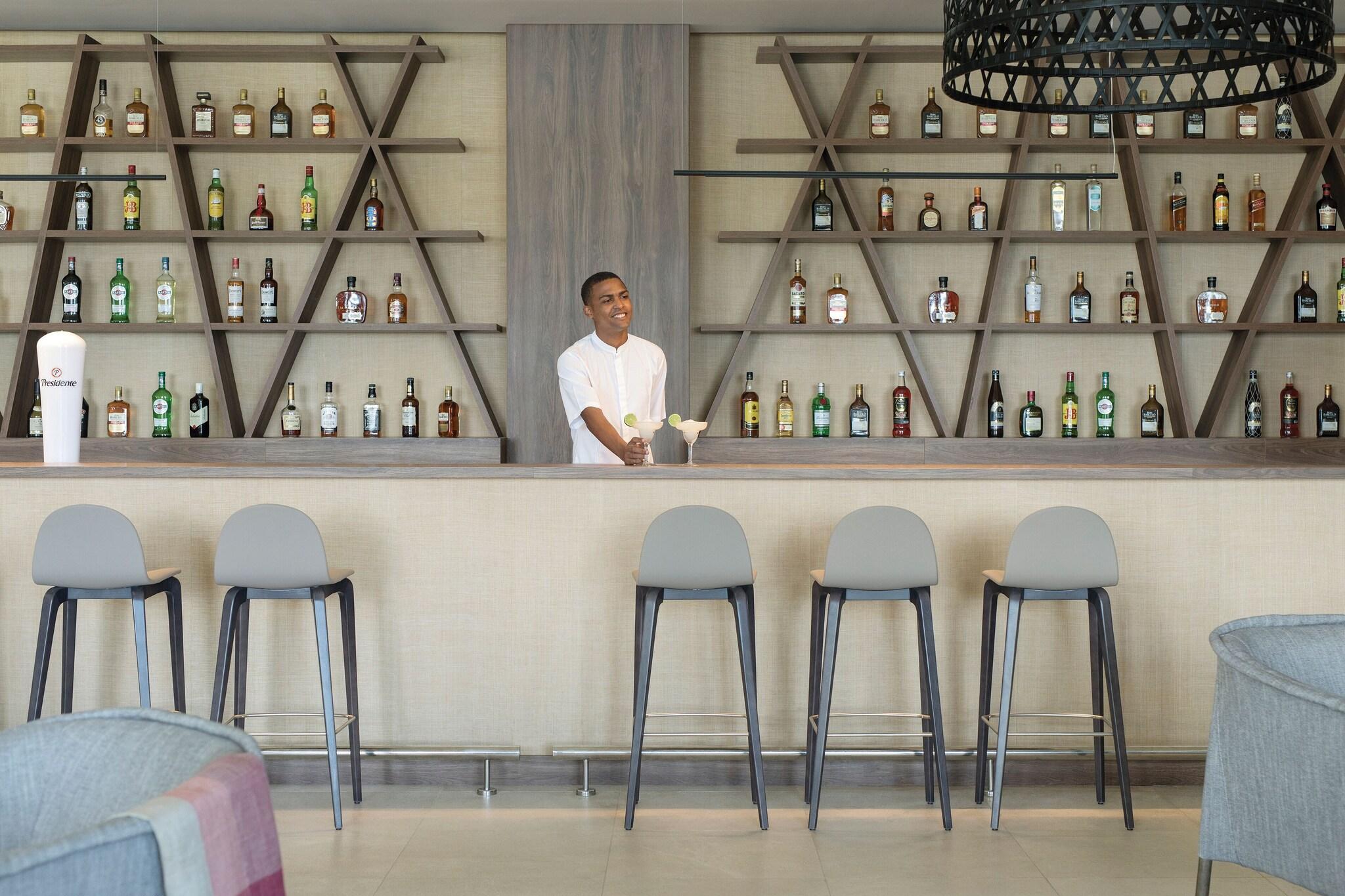 Junior Suite Club with Views