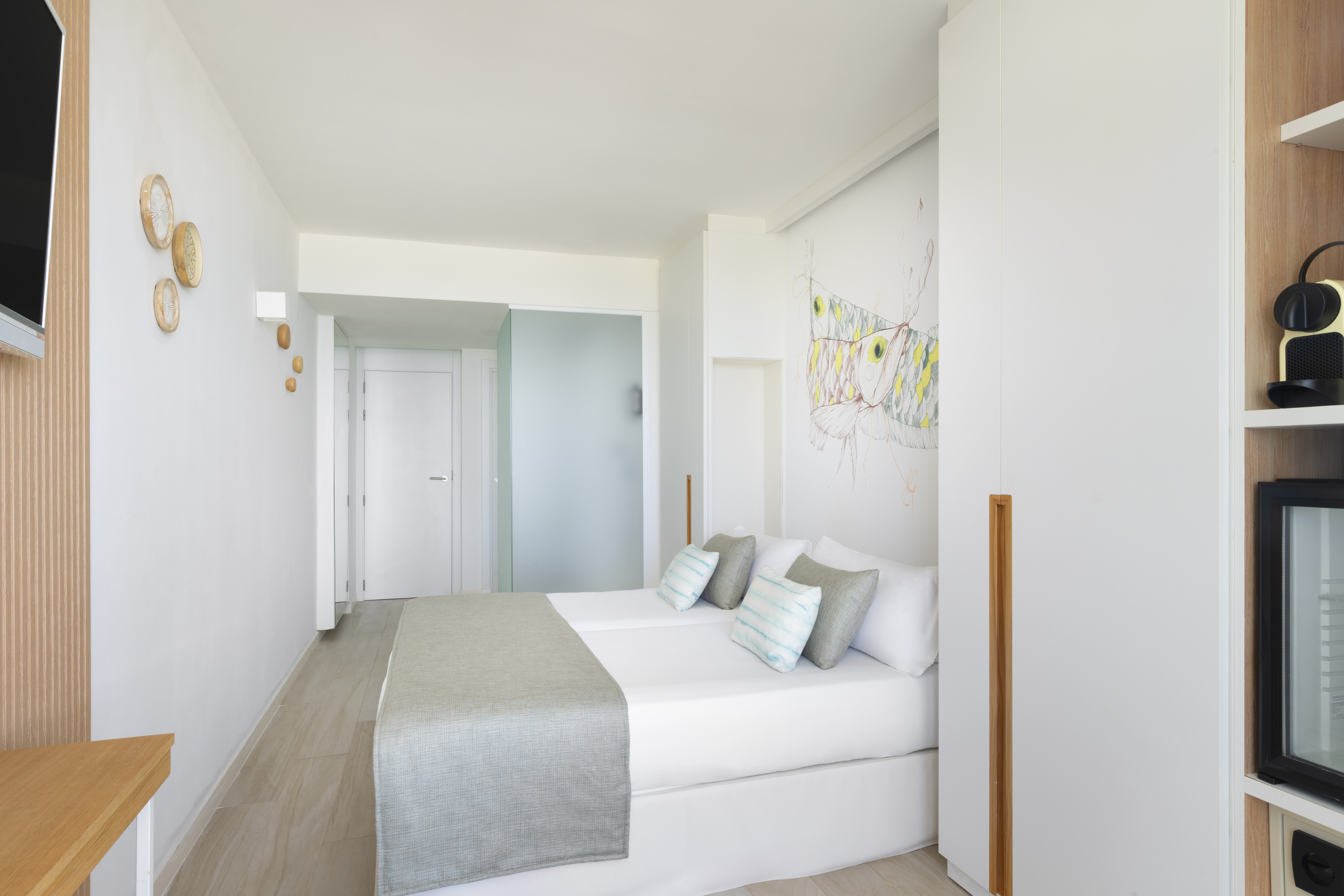 Double or Twin Standard