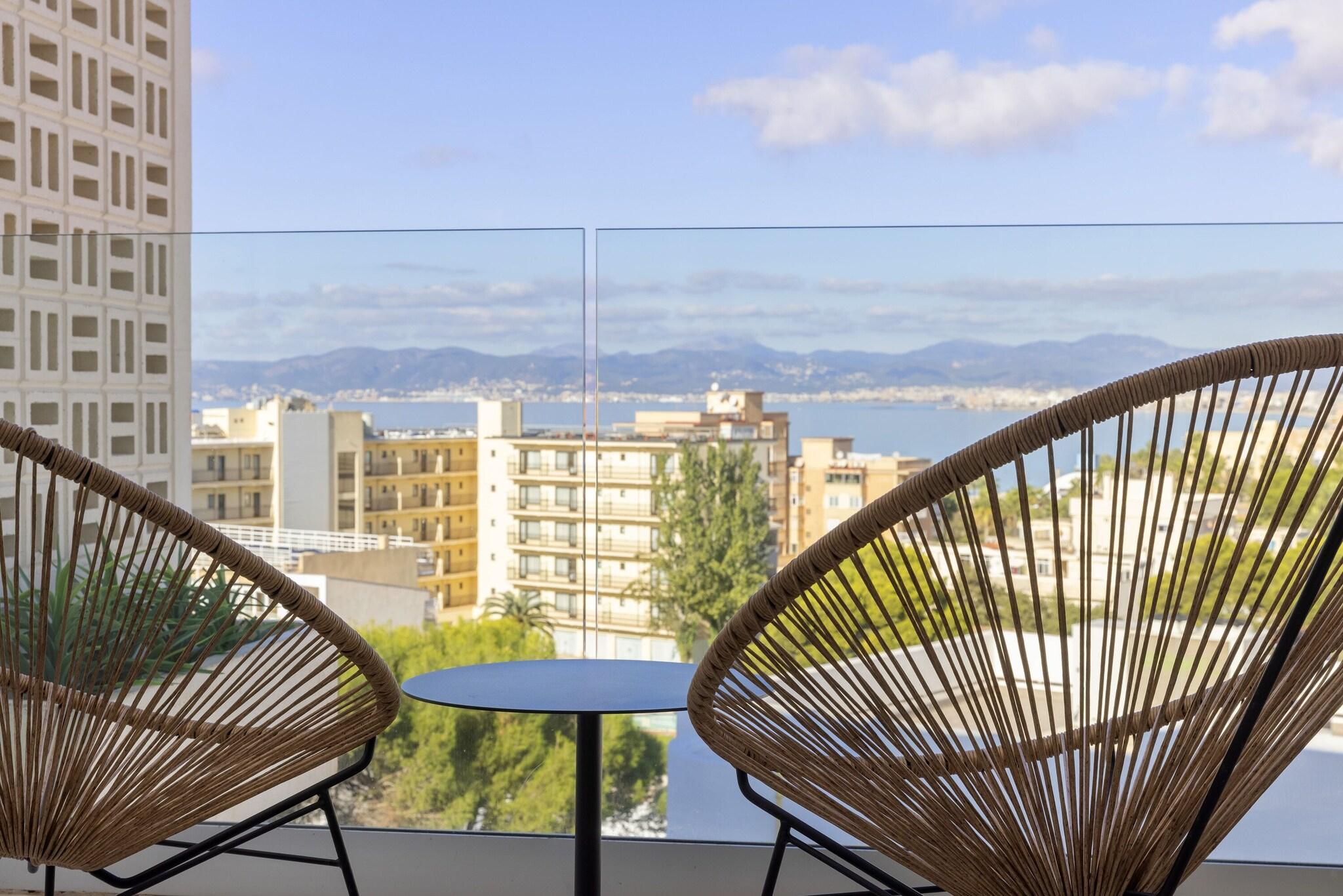 Double Partial Sea View