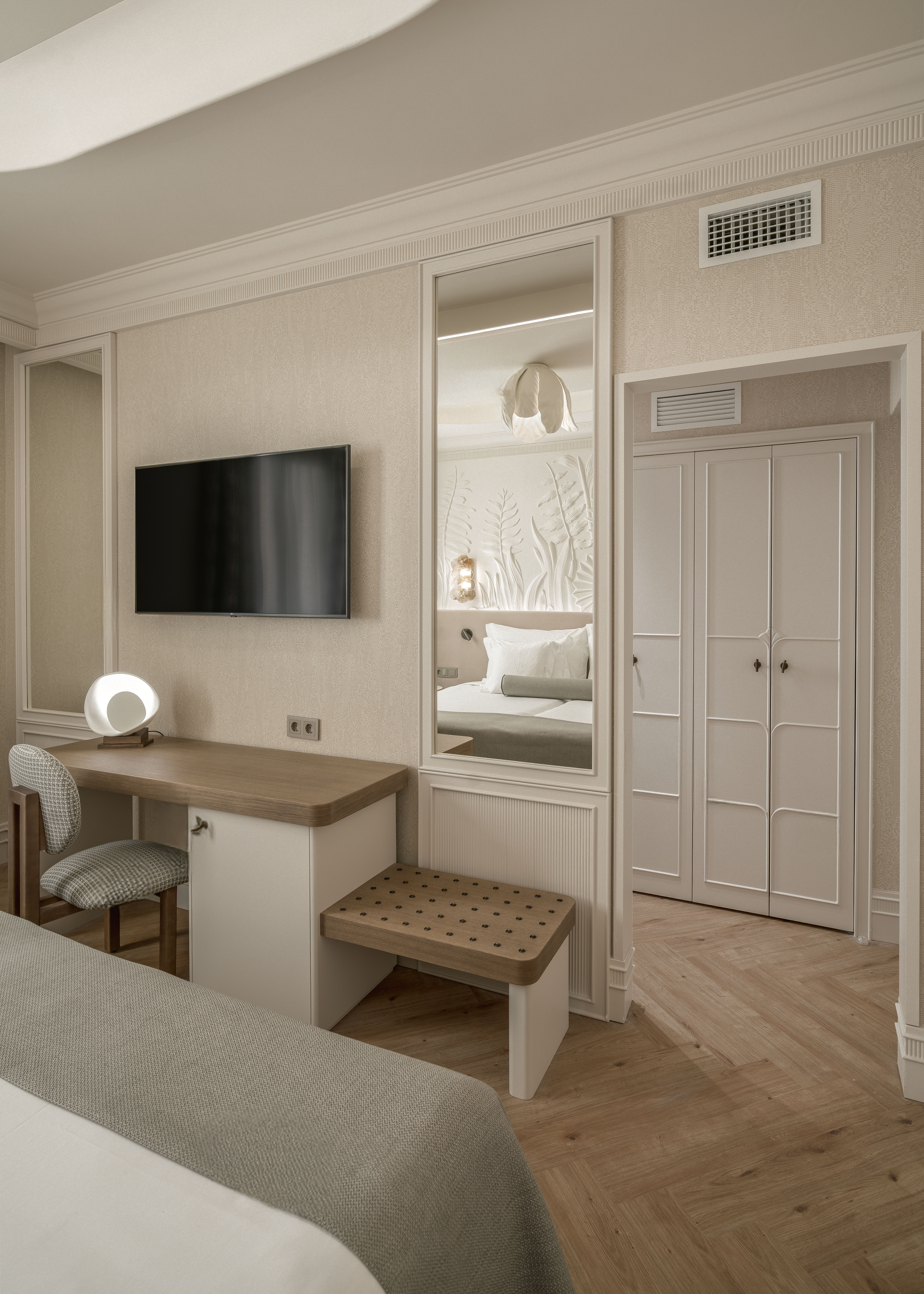 Double Connecting Room