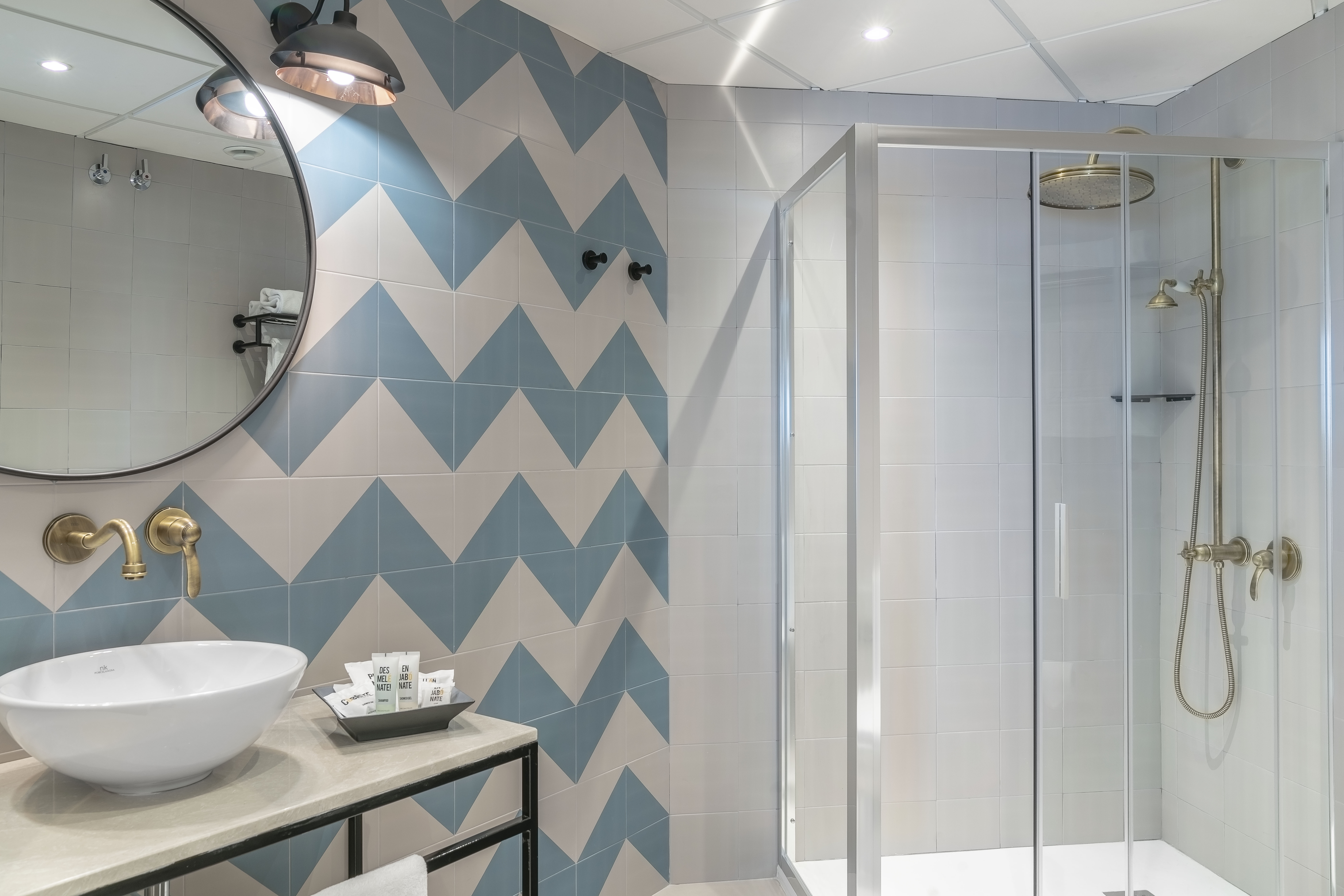 Double Single Premium