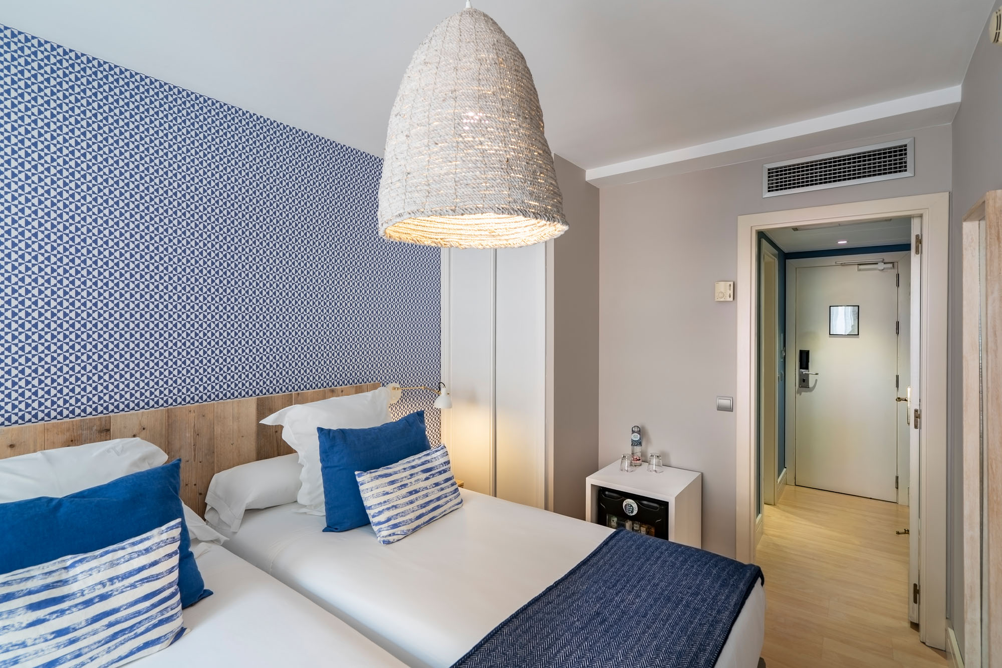 Double Single Economy