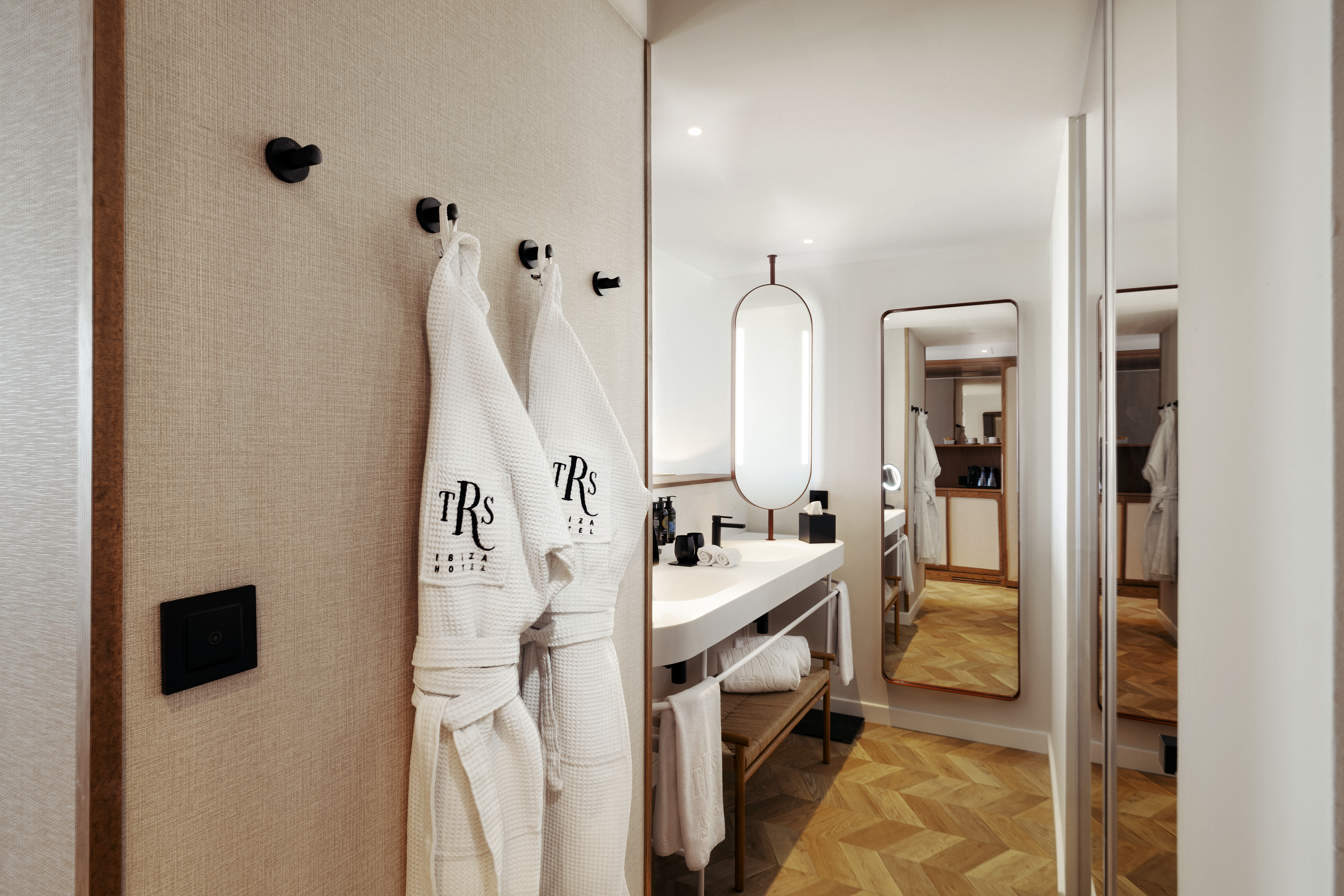 Junior Suite with Jacuzzi