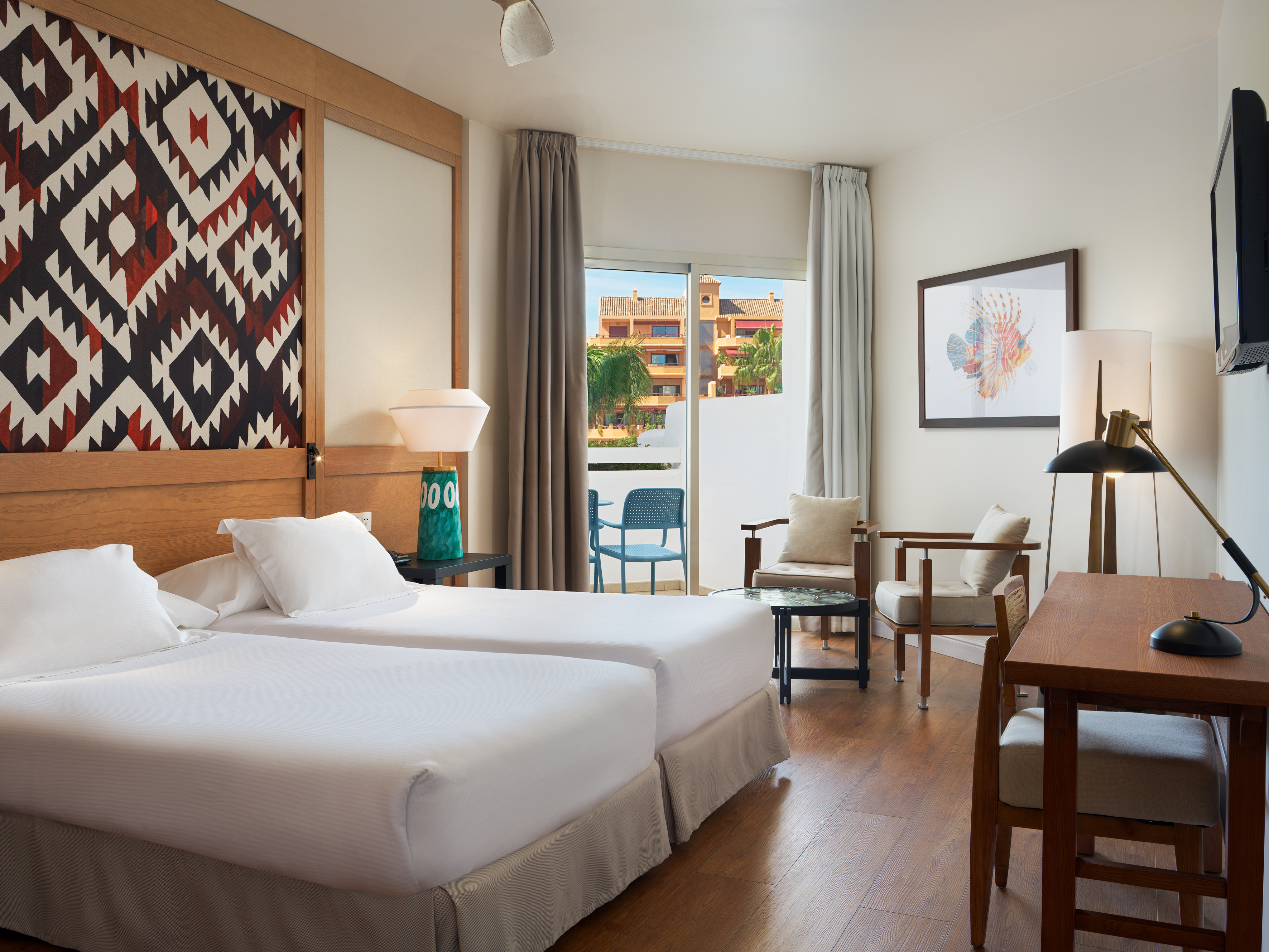 Double or Twin Standard